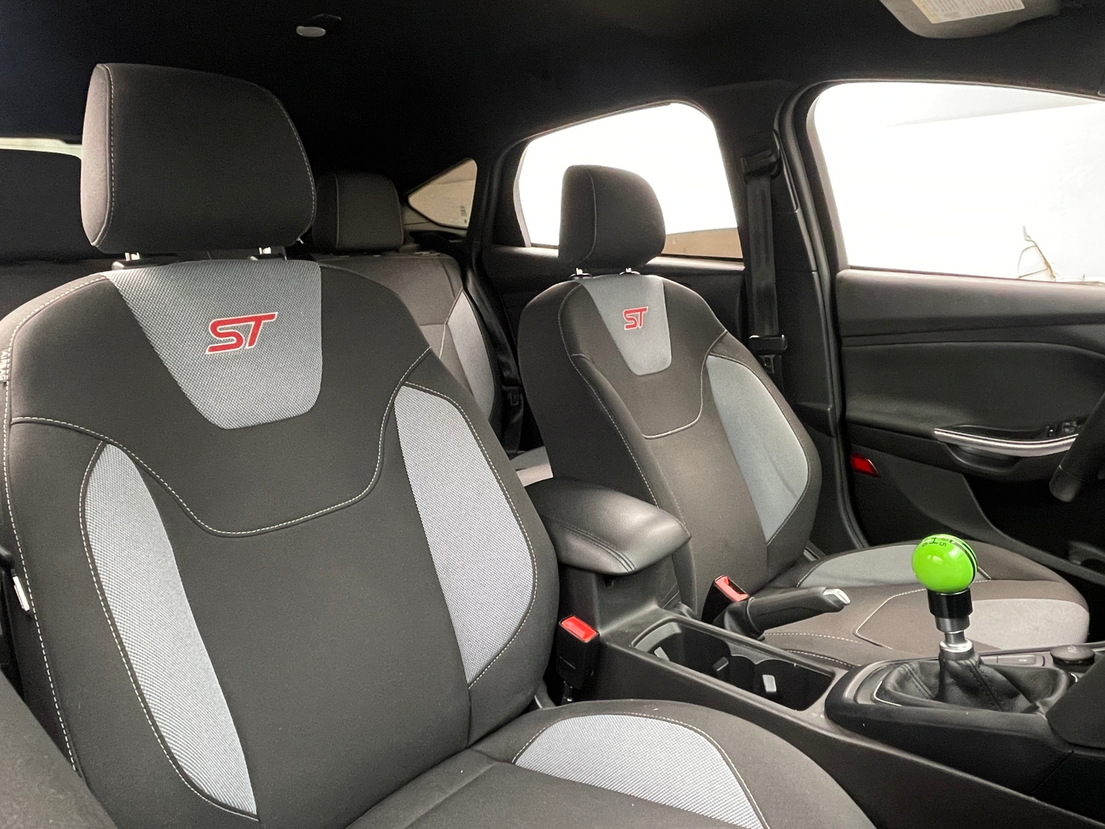 Thumbnail: 2018 Ford Focus - 2
