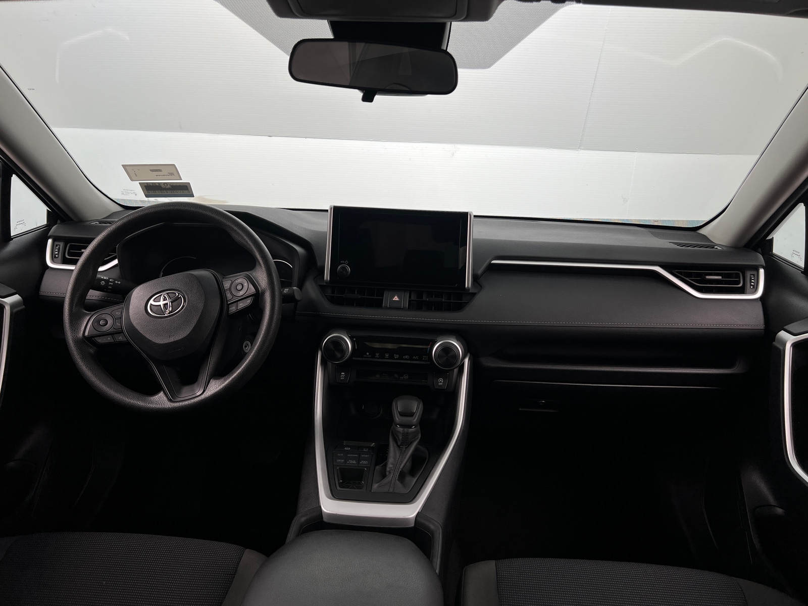 Thumbnail: 2024 Toyota RAV4 - 3