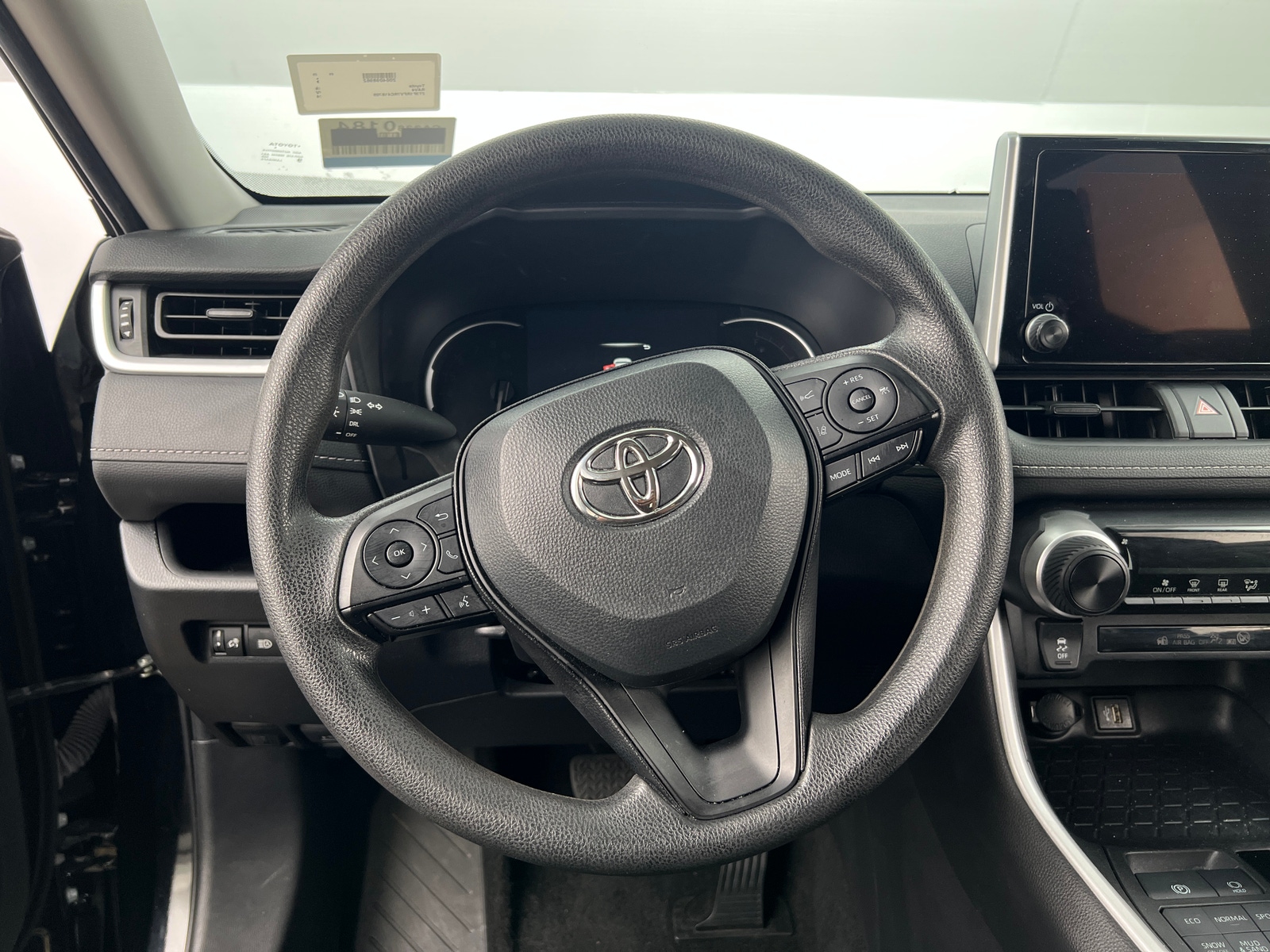 Thumbnail: 2024 Toyota RAV4 - 5