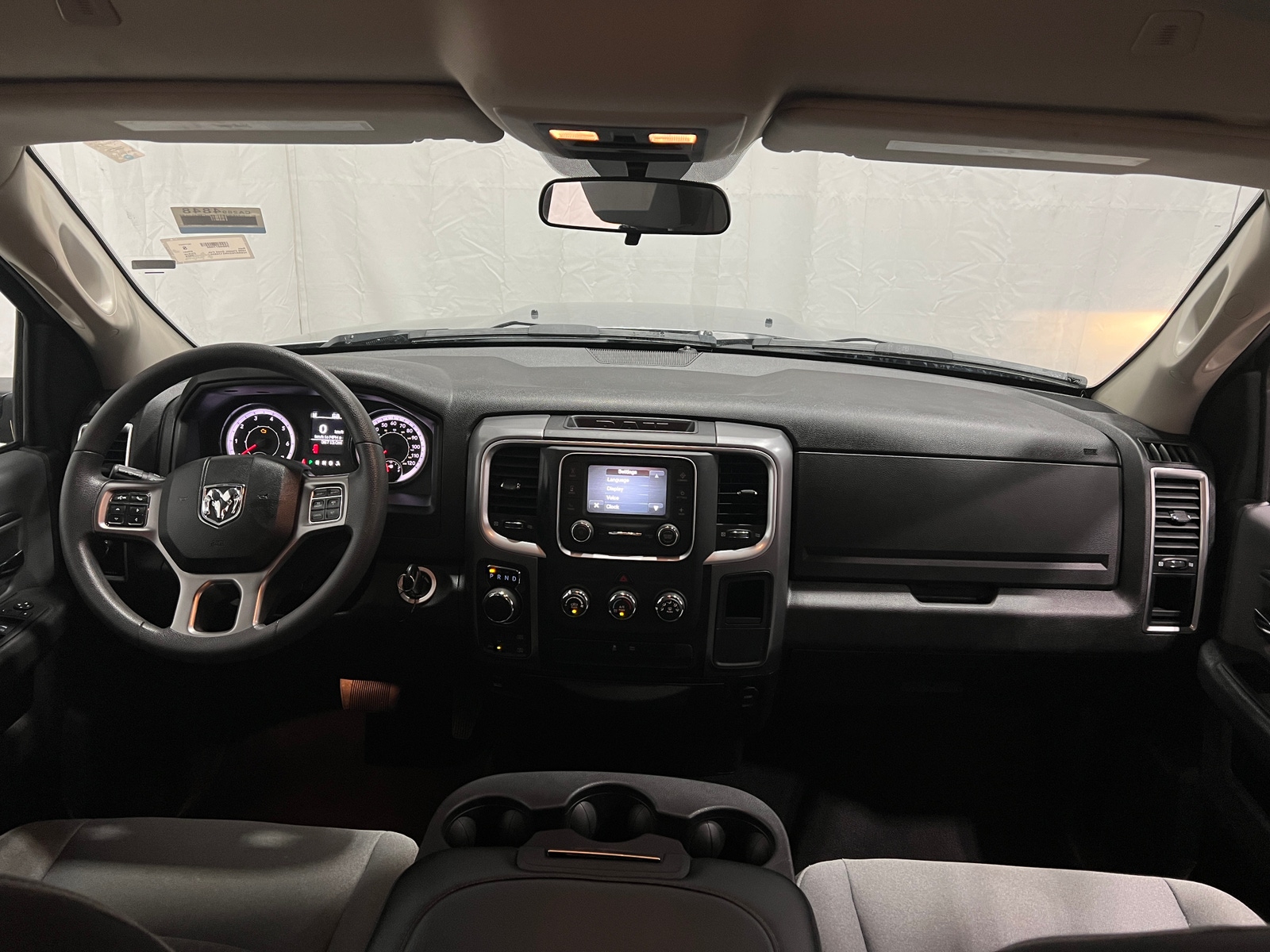 Thumbnail: 2024 RAM 1500 Classic - 3