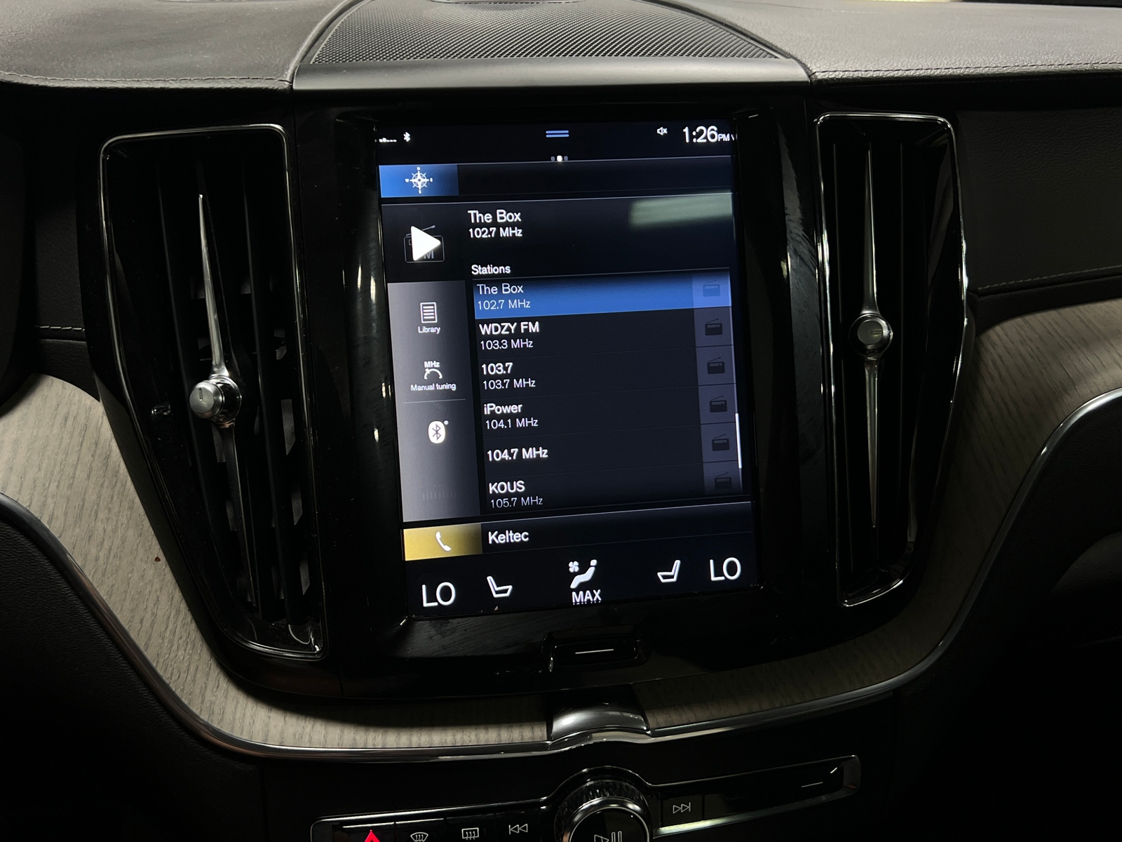 Thumbnail: 2018 Volvo XC60 - 3