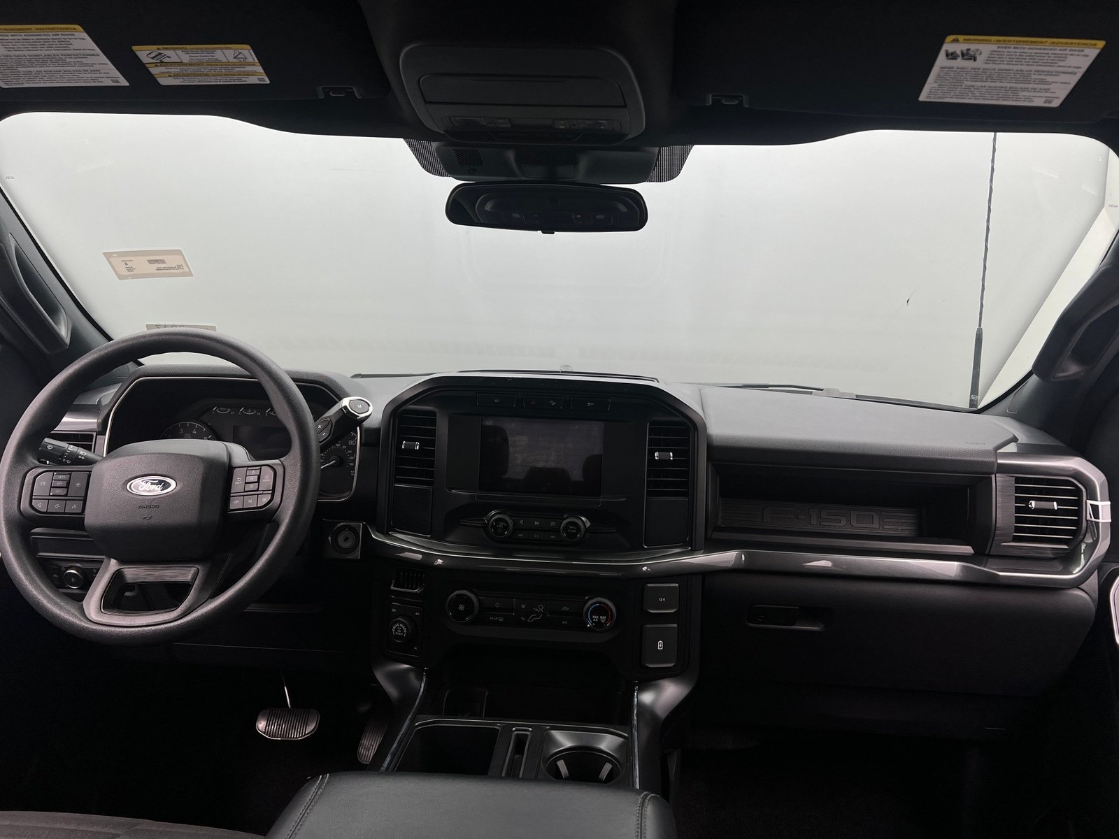 Thumbnail: 2022 Ford Econoline - 3