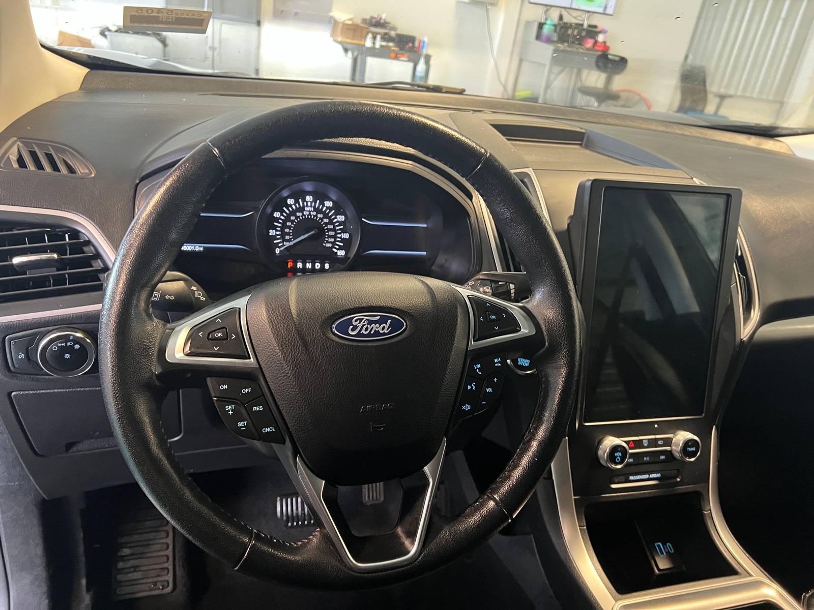 Thumbnail: 2023 Ford Edge - 4