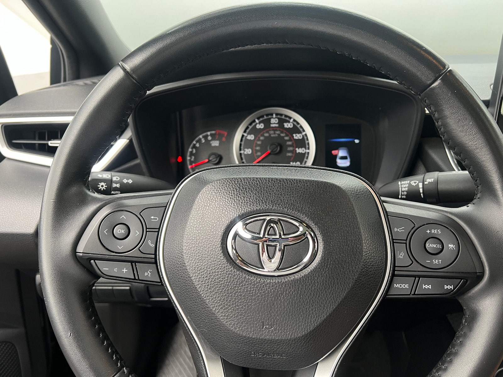 Thumbnail: 2022 Toyota Corolla - 5
