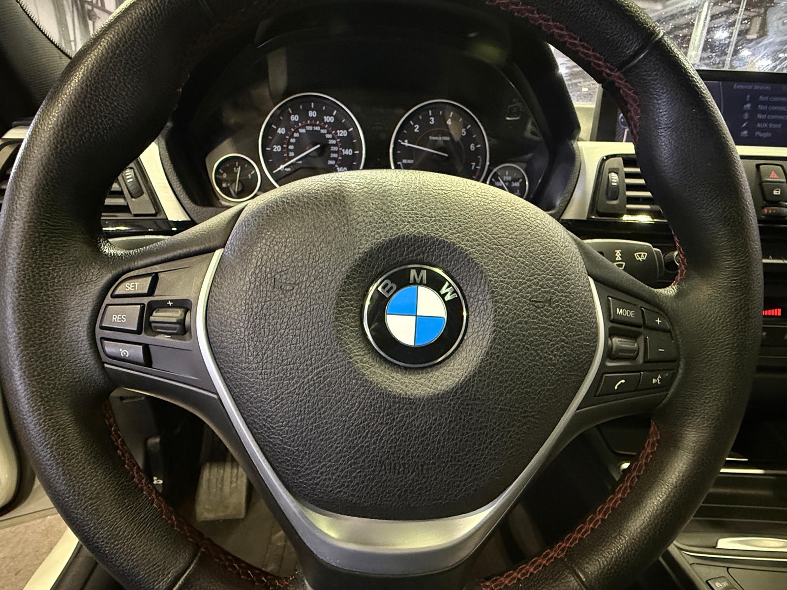 Thumbnail: 2013 BMW 3 Series - 4