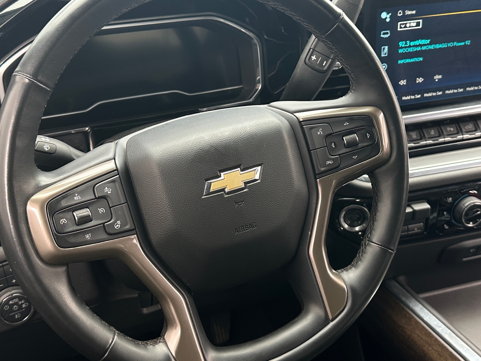 Thumbnail: 2024 Chevrolet Silverado 3500 - 4