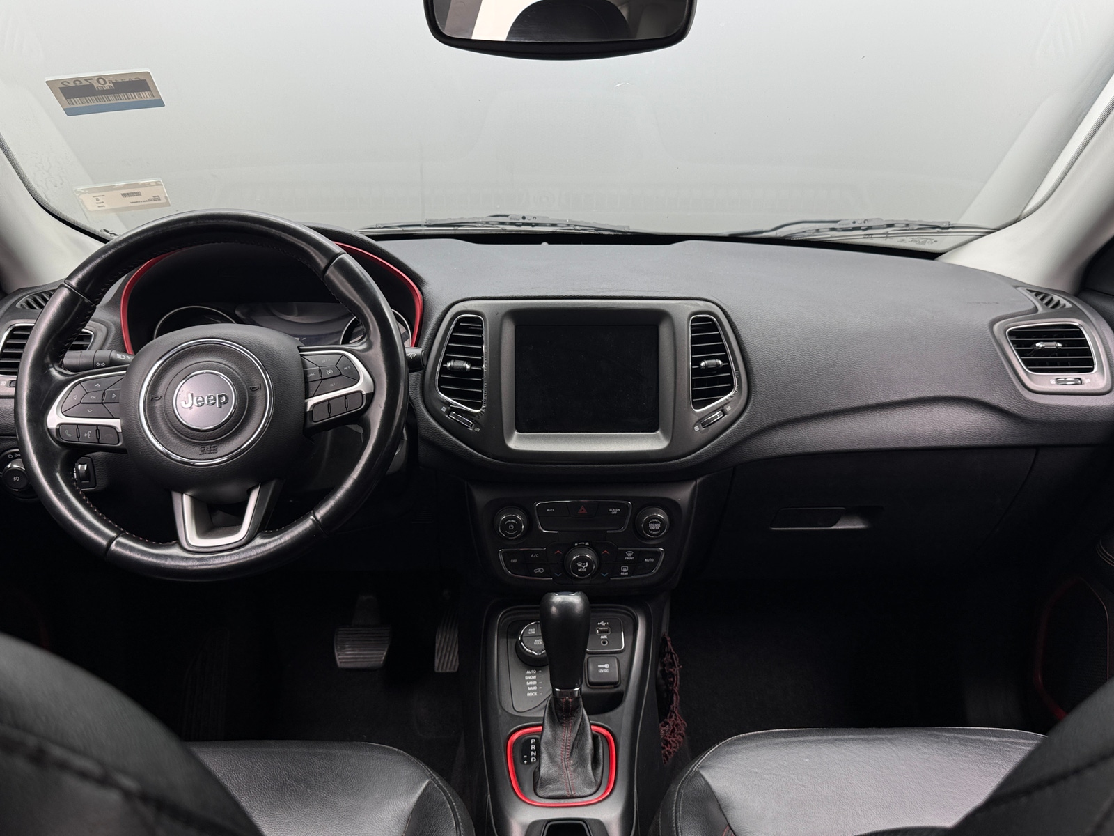 Thumbnail: 2020 Jeep Compass - 3