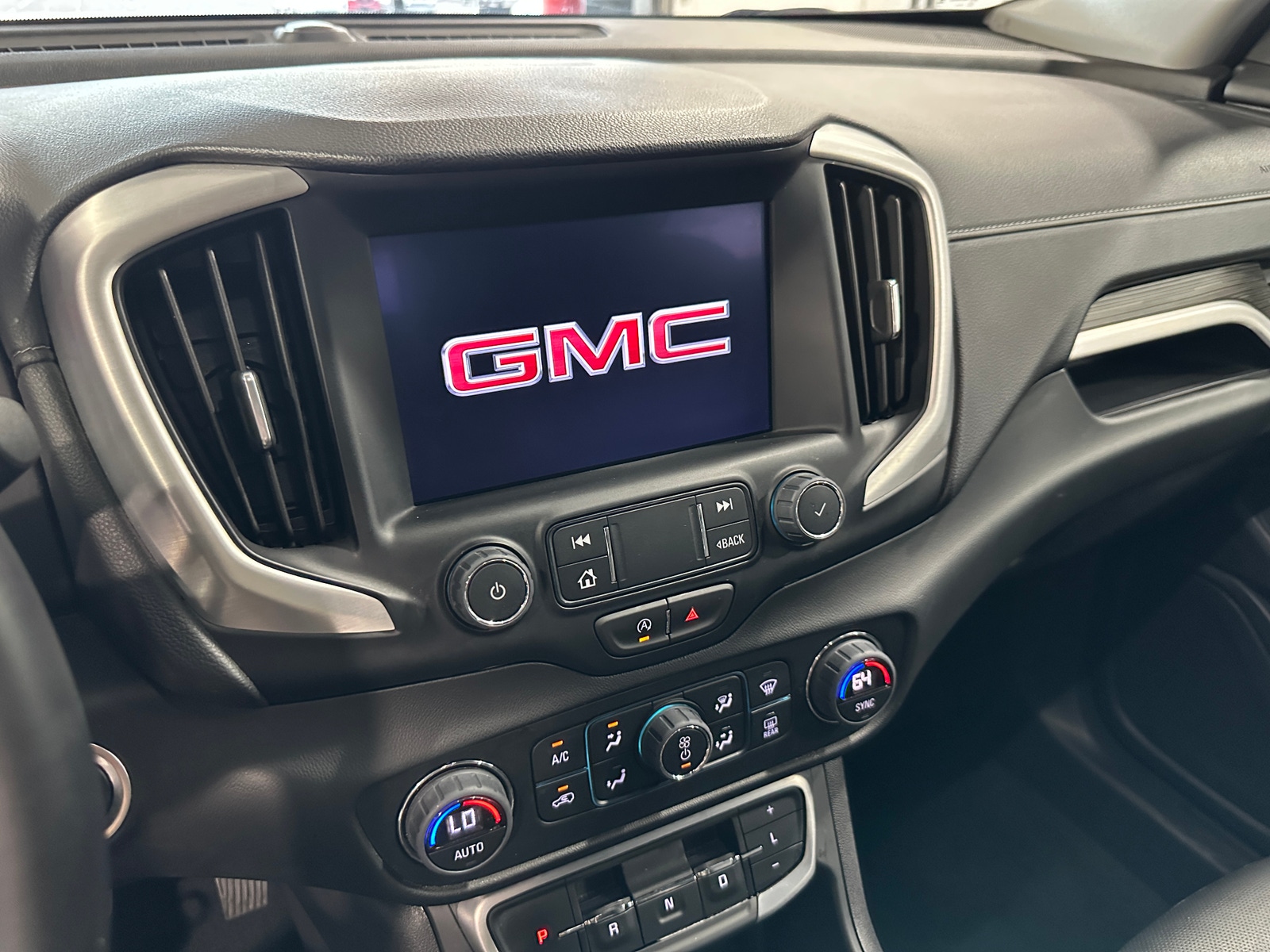 Thumbnail: 2024 GMC Terrain - 3