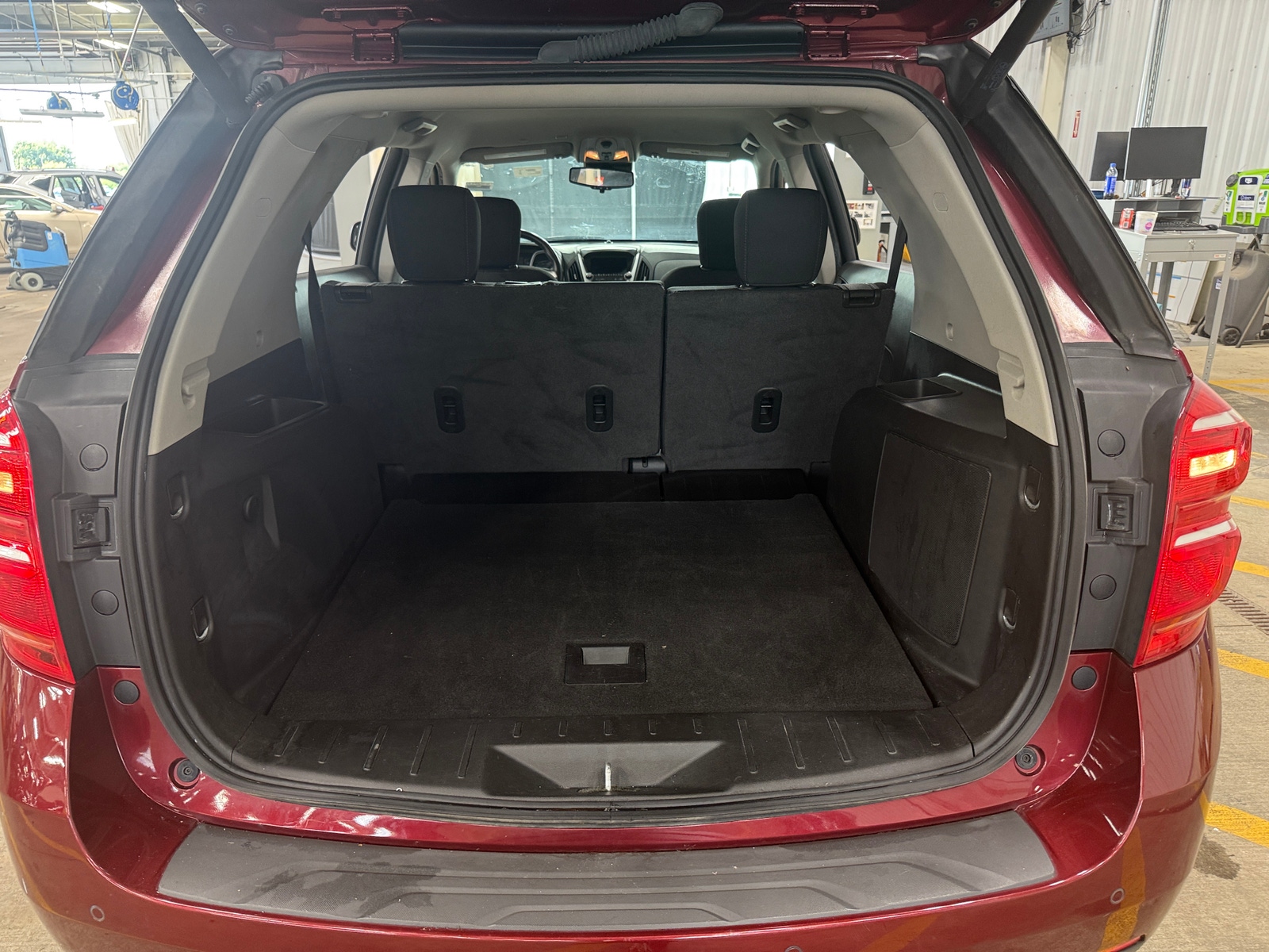 Thumbnail: 2017 Chevrolet Equinox - 7