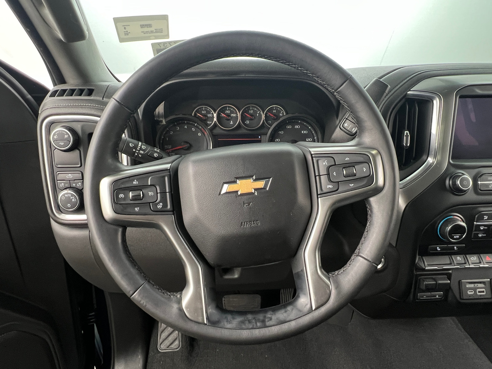 Thumbnail: 2019 Chevrolet Silverado 1500 - 5