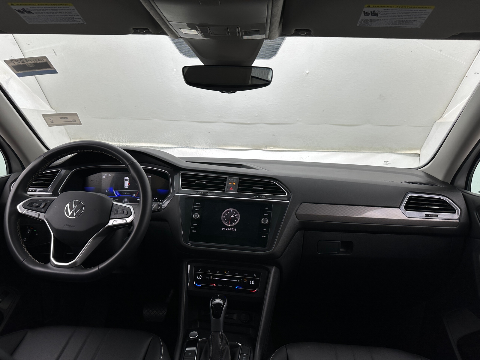 Thumbnail: 2024 Volkswagen Tiguan - 2
