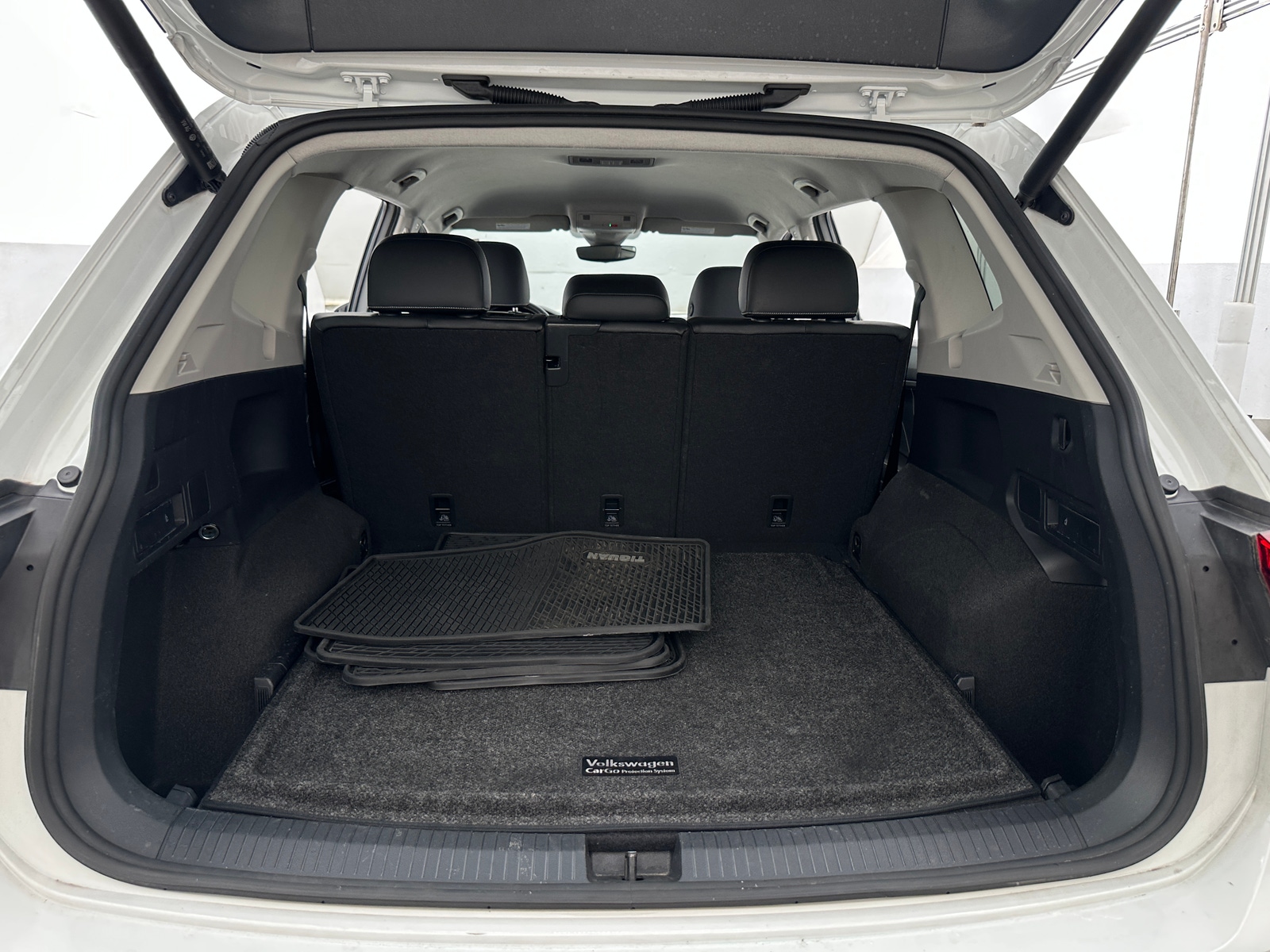 Thumbnail: 2024 Volkswagen Tiguan - 6