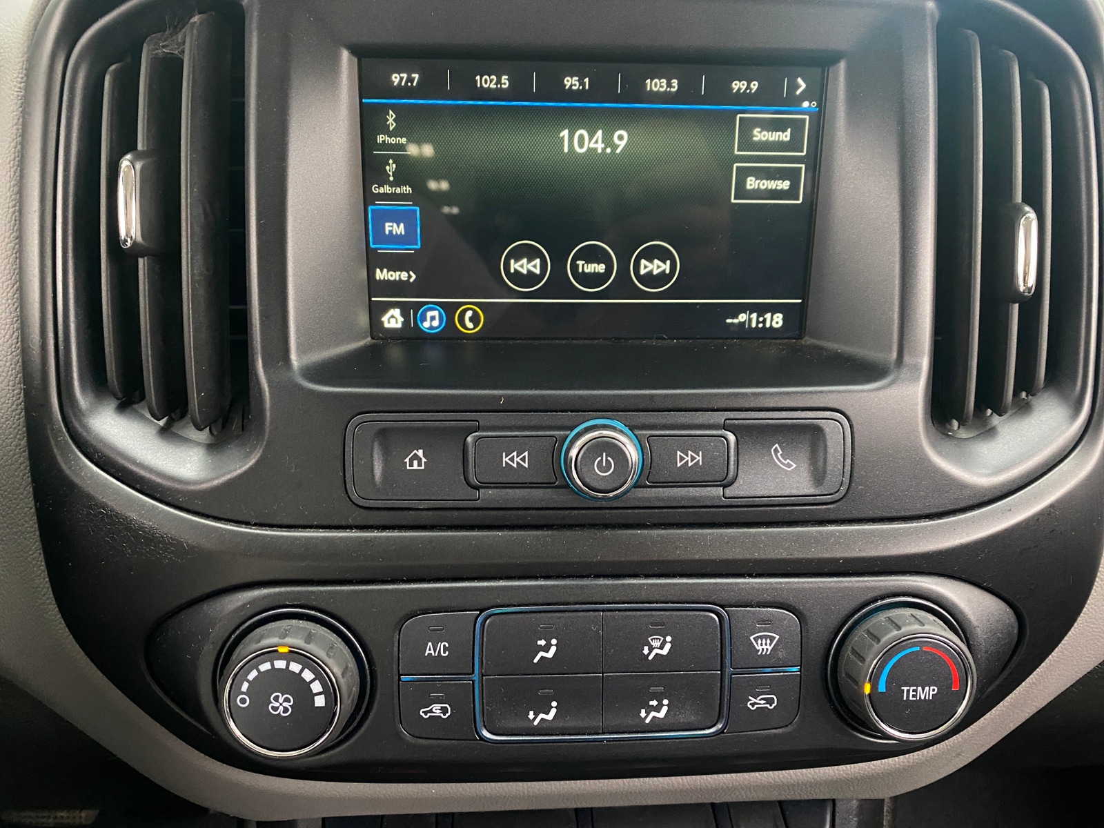 Thumbnail: 2019 Chevrolet Colorado - 4