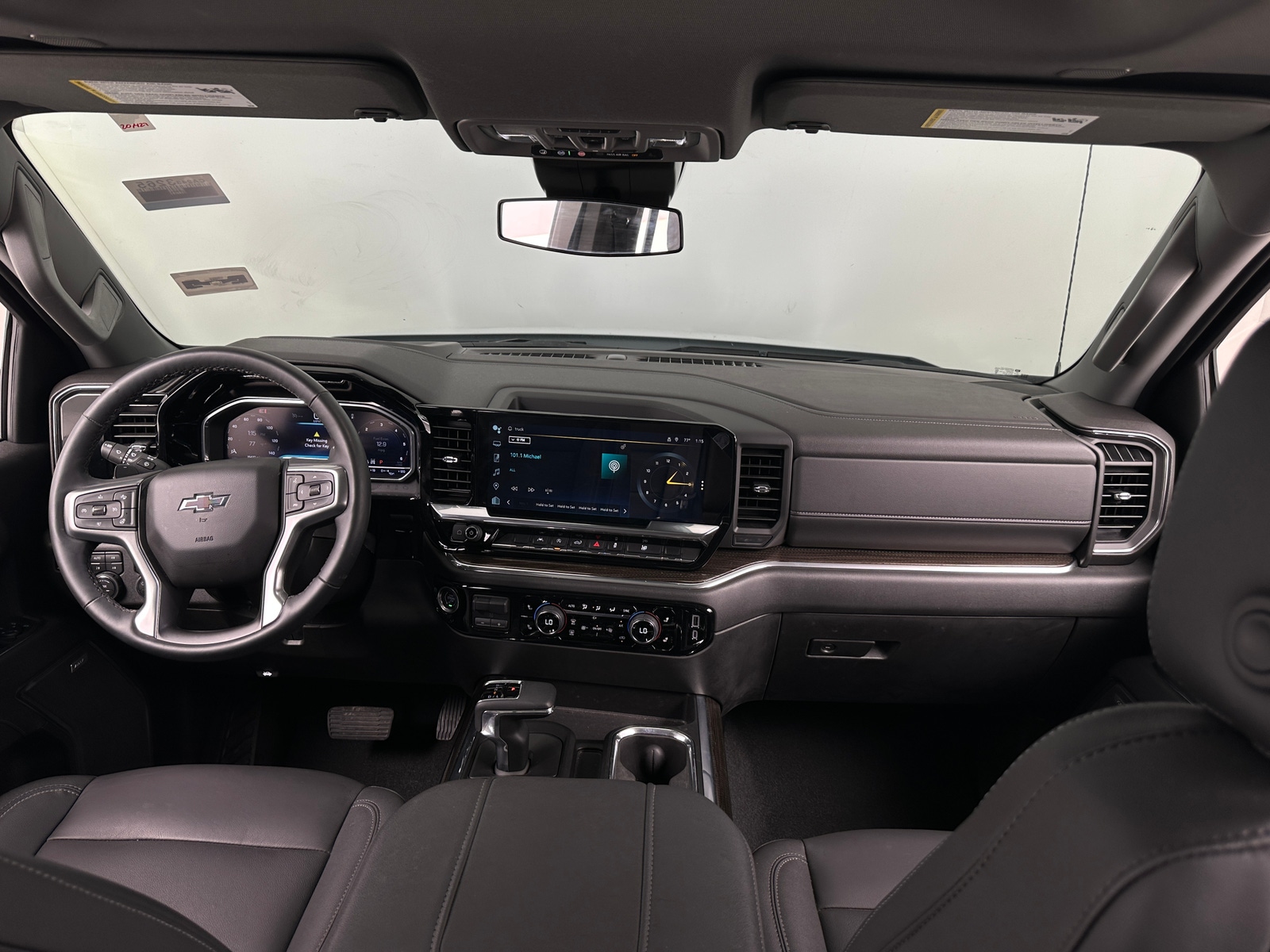 Thumbnail: 2024 Chevrolet Silverado 1500 - 2