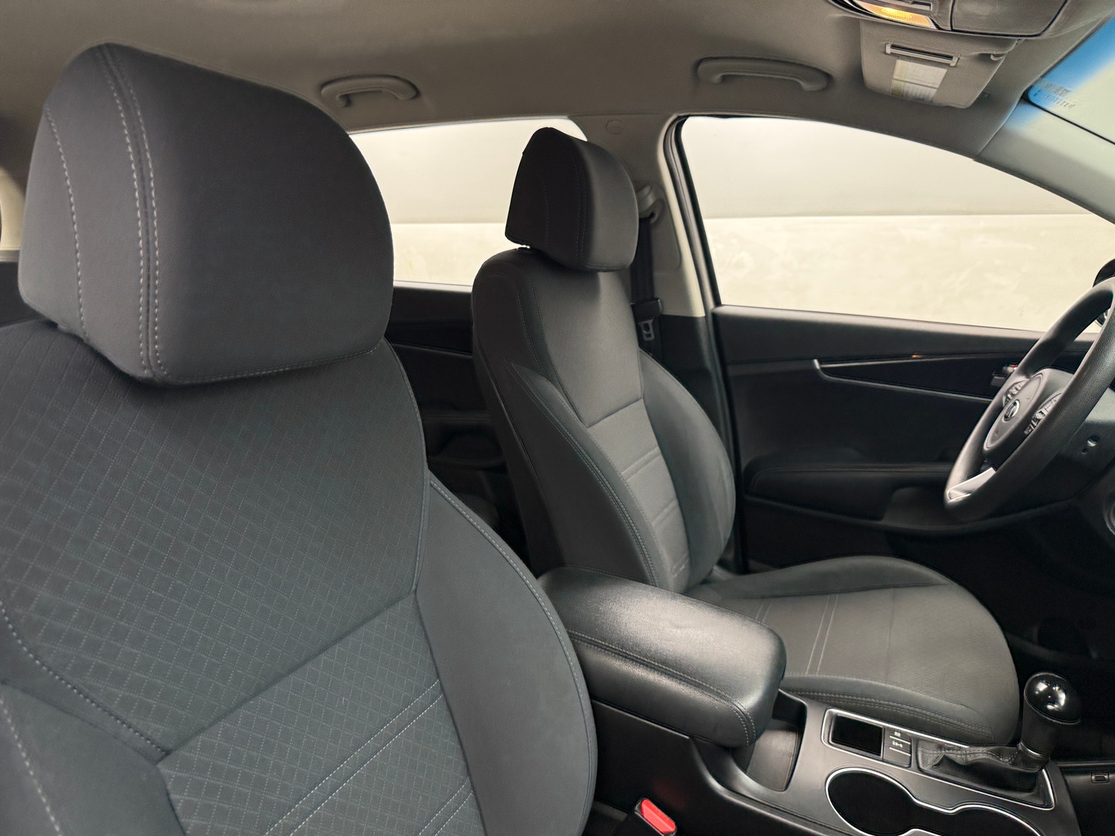 Thumbnail: 2017 Kia Sorento - 2