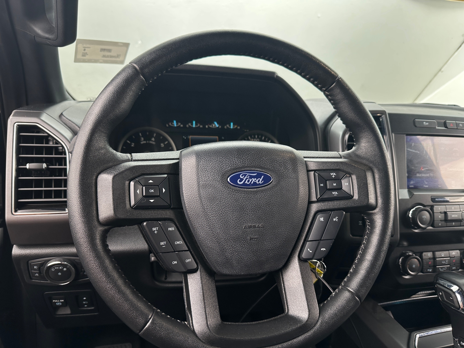 Thumbnail: 2020 Ford Econoline - 5