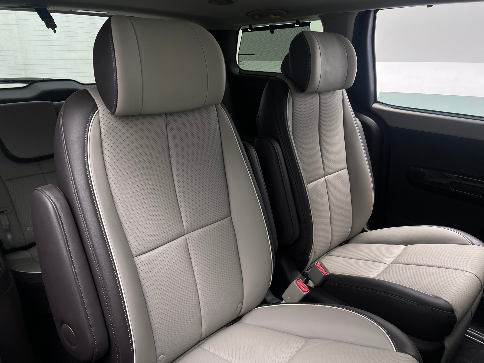 Thumbnail: 2017 Kia Sedona - 5