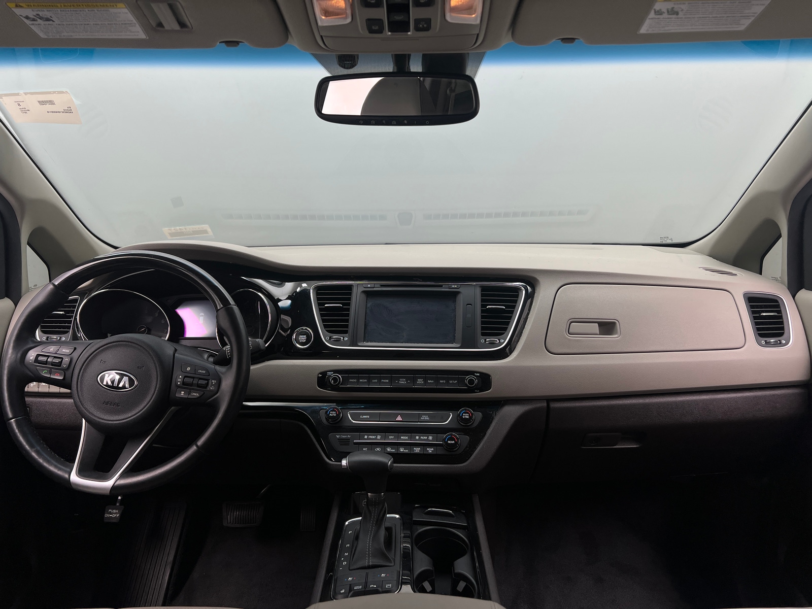 Thumbnail: 2017 Kia Sedona - 2
