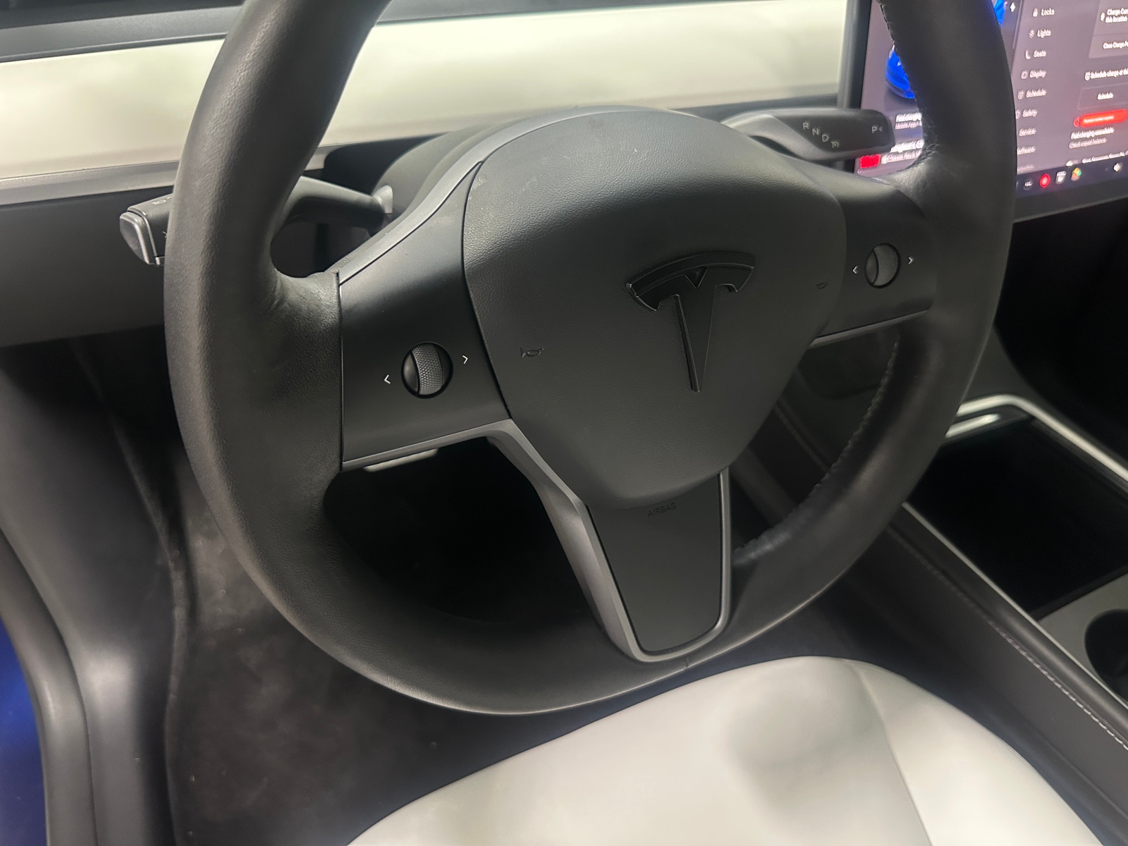 Thumbnail: 2022 Tesla Model Y - 4