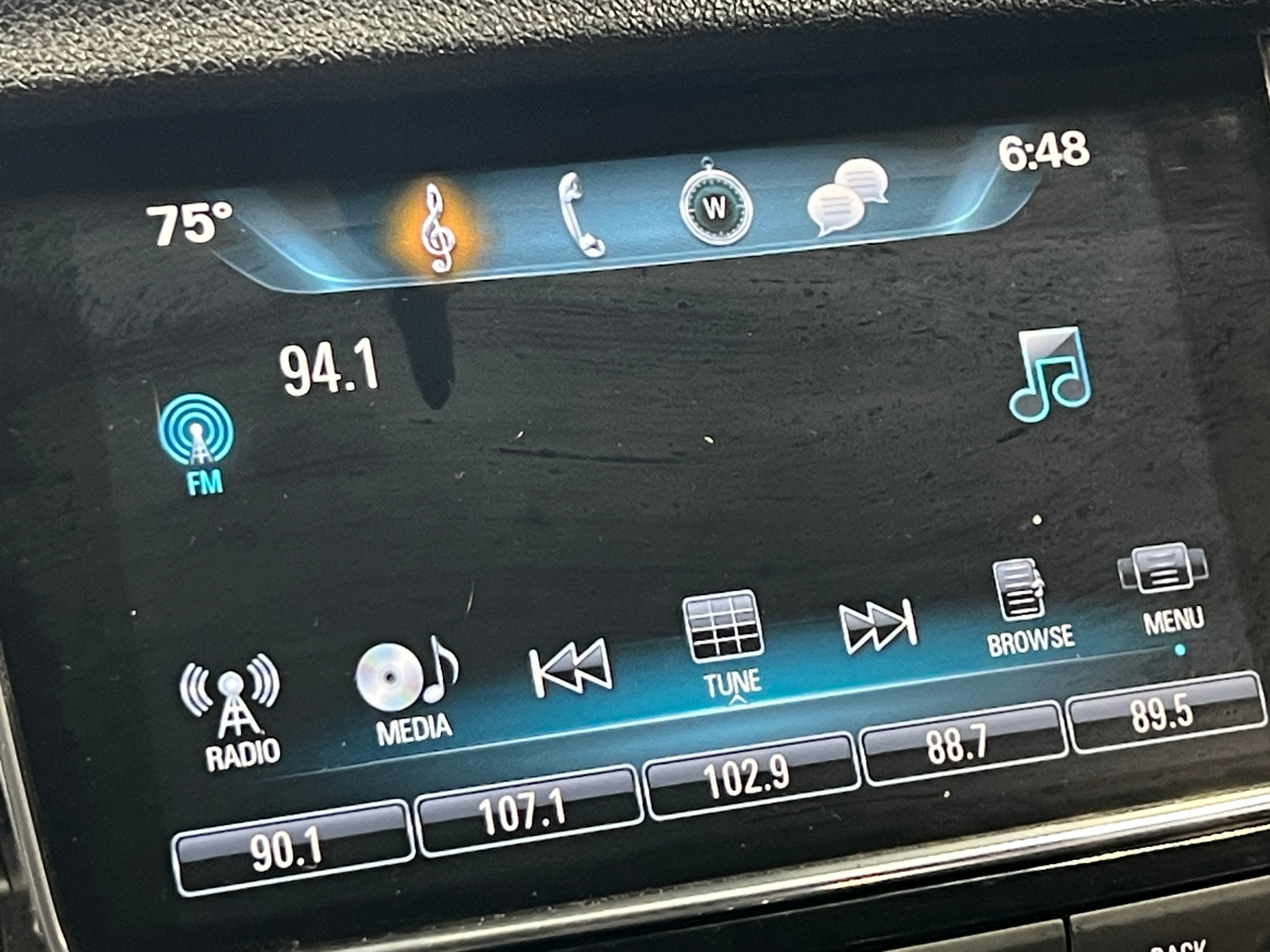 Thumbnail: 2018 Buick Encore - 3