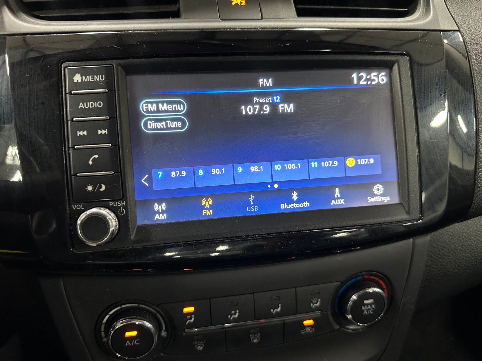 Thumbnail: 2019 Nissan Sentra - 4