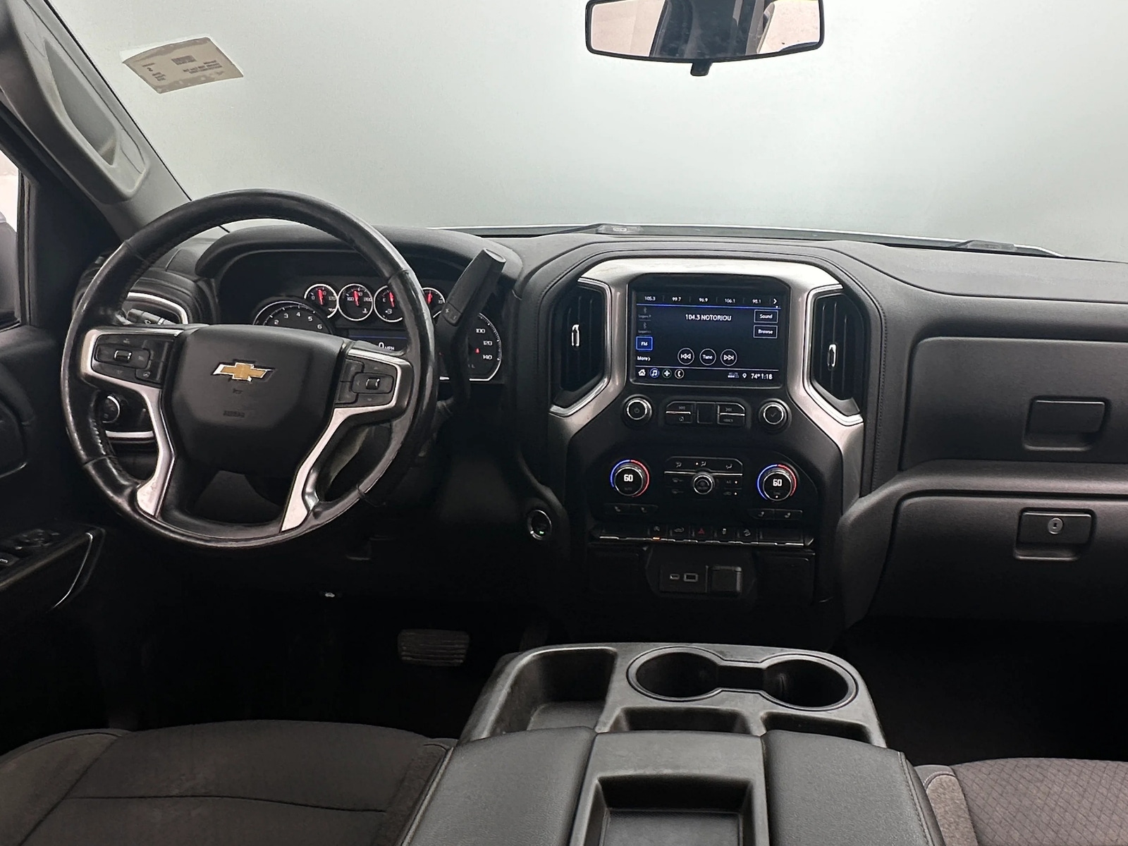 Thumbnail: 2019 Chevrolet Silverado 1500 - 3