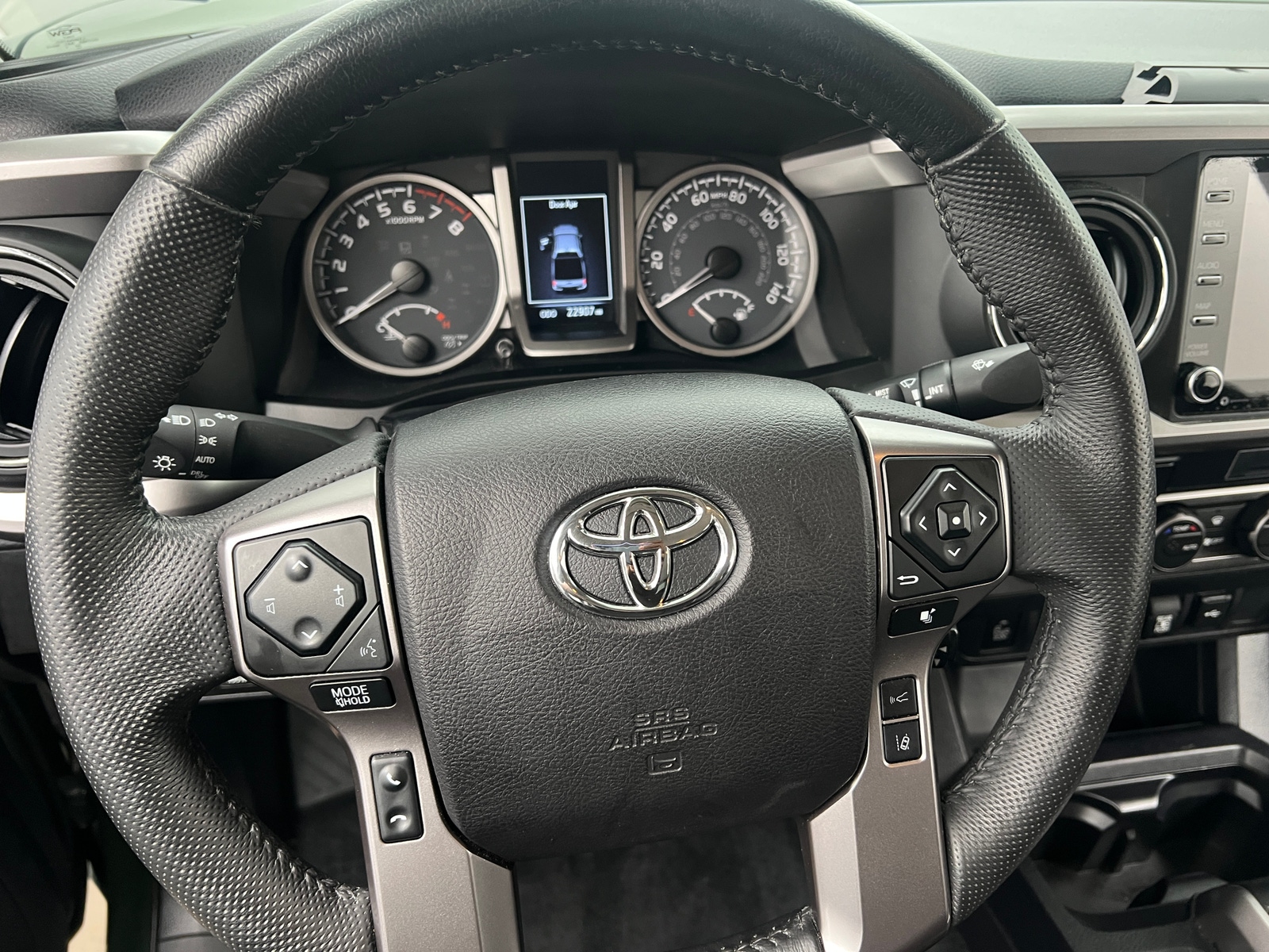 Thumbnail: 2022 Toyota Tacoma - 5