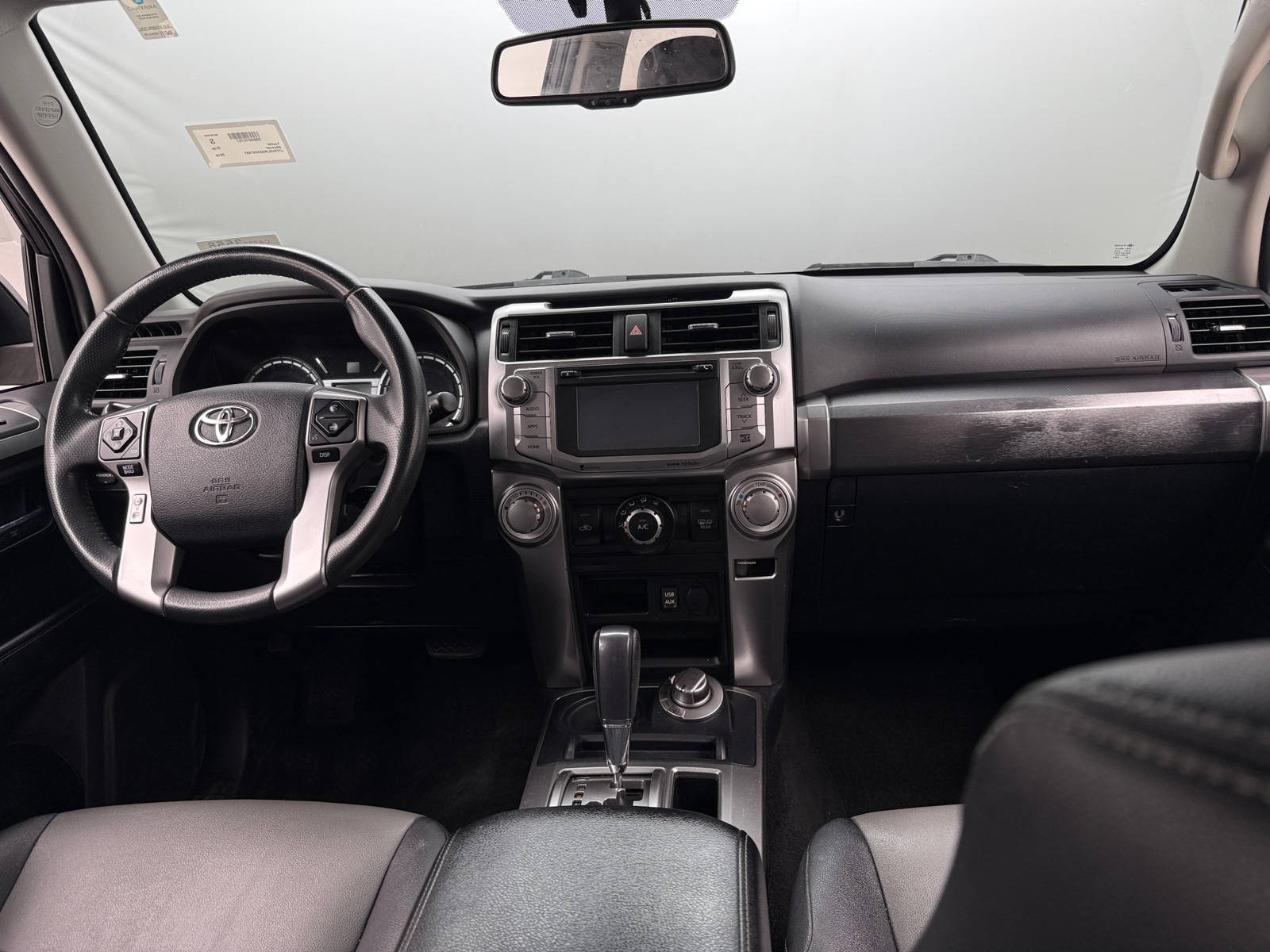 Thumbnail: 2016 Toyota 4Runner - 3