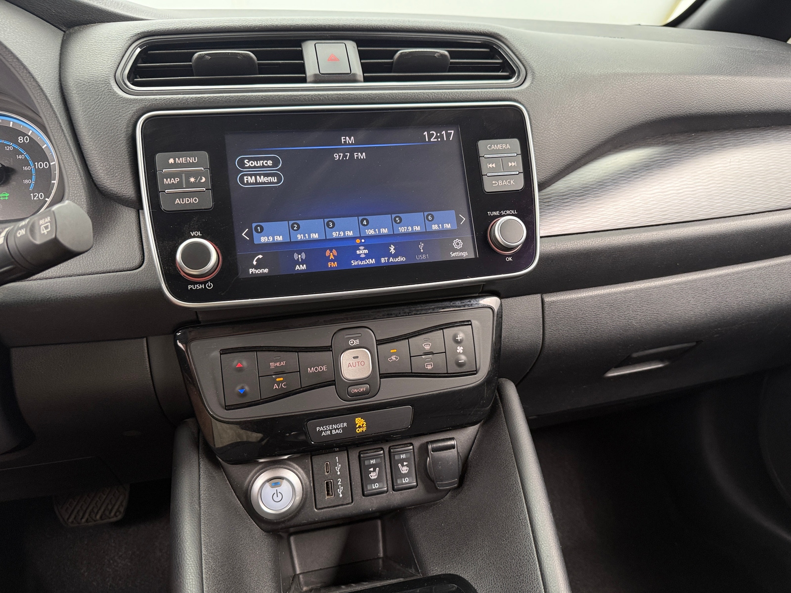 Thumbnail: 2021 Nissan Leaf - 4