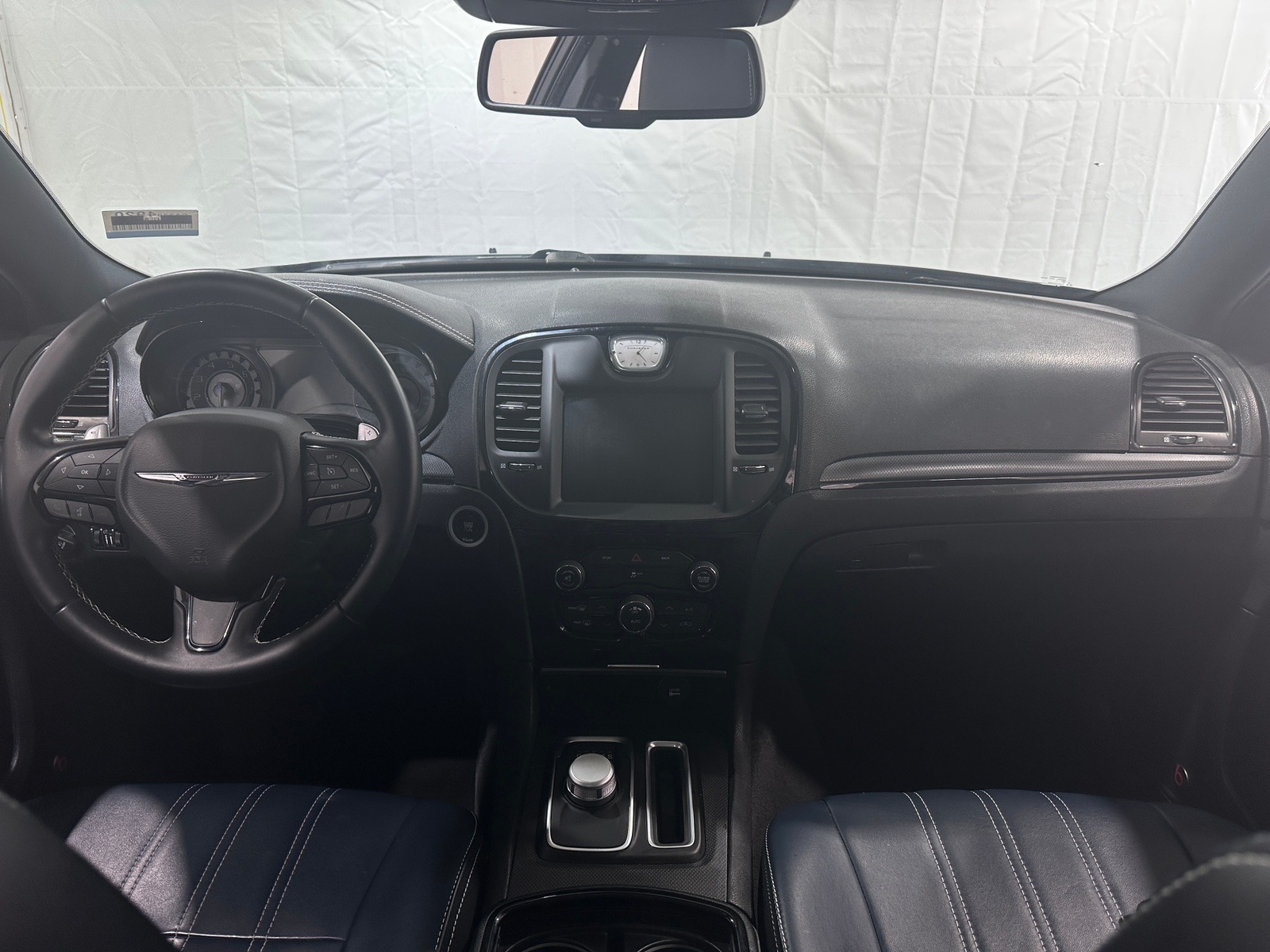 Thumbnail: 2016 Chrysler 300 - 2