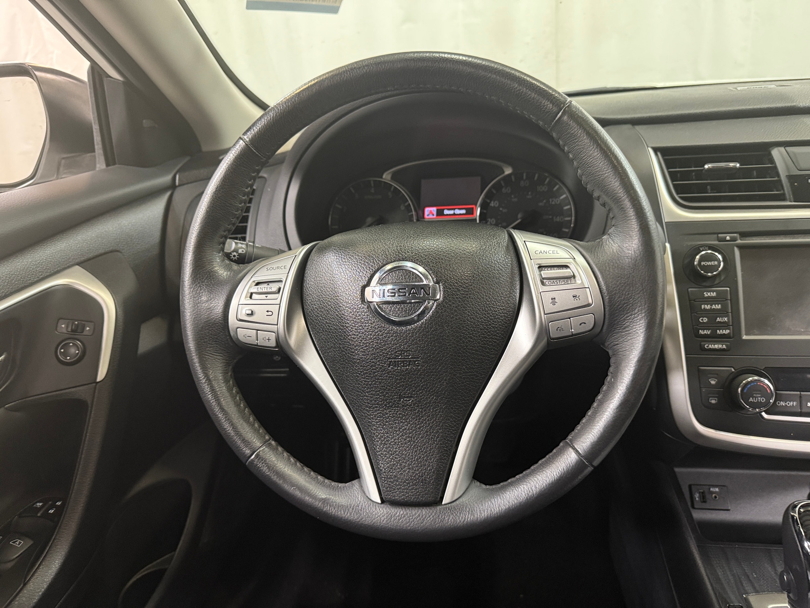 Thumbnail: 2016 Nissan Altima - 4