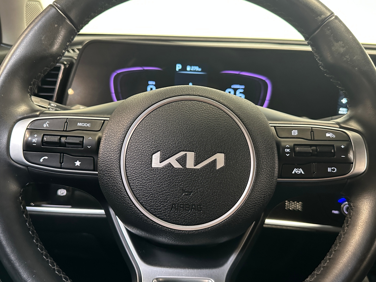 Thumbnail: 2023 Kia Sportage - 4