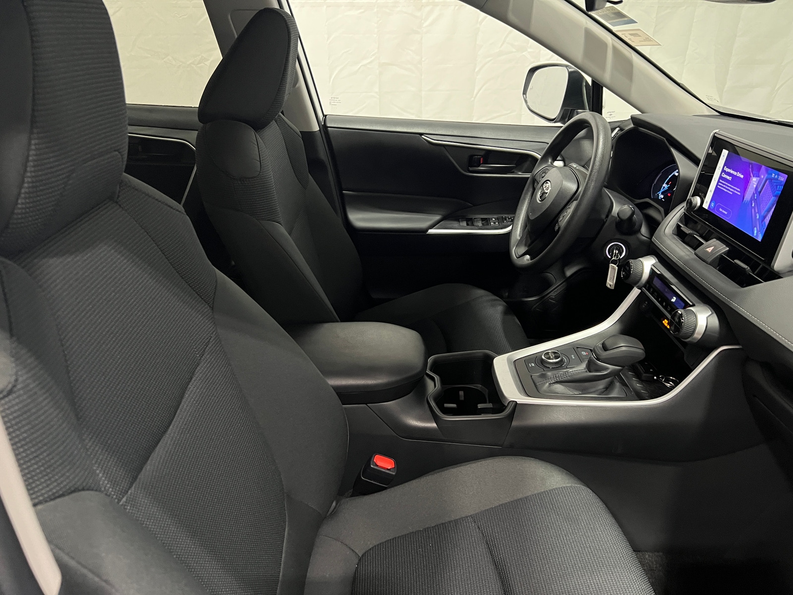 Thumbnail: 2024 Toyota RAV4 - 2