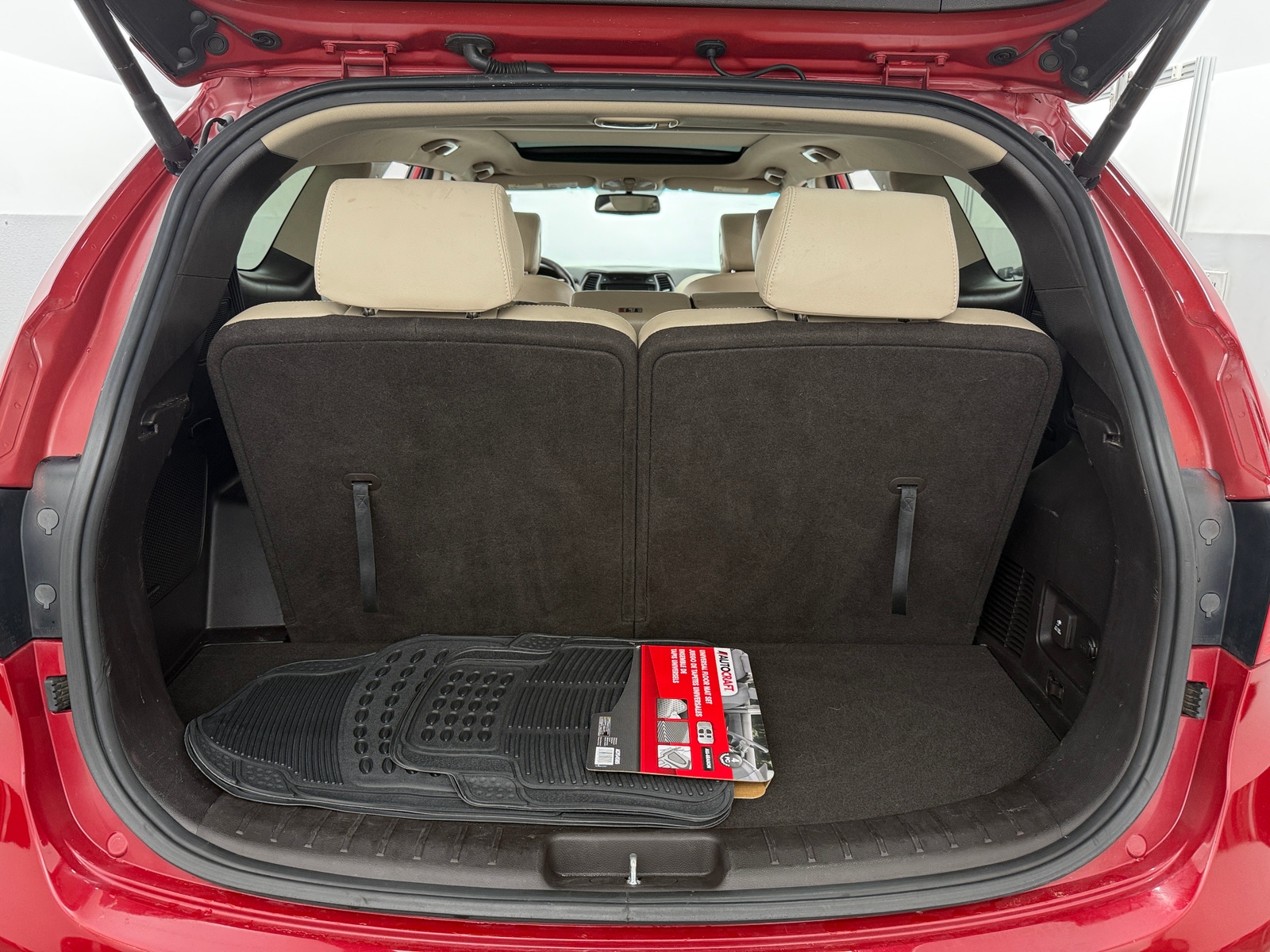 Thumbnail: 2014 Hyundai Santa Fe - 6