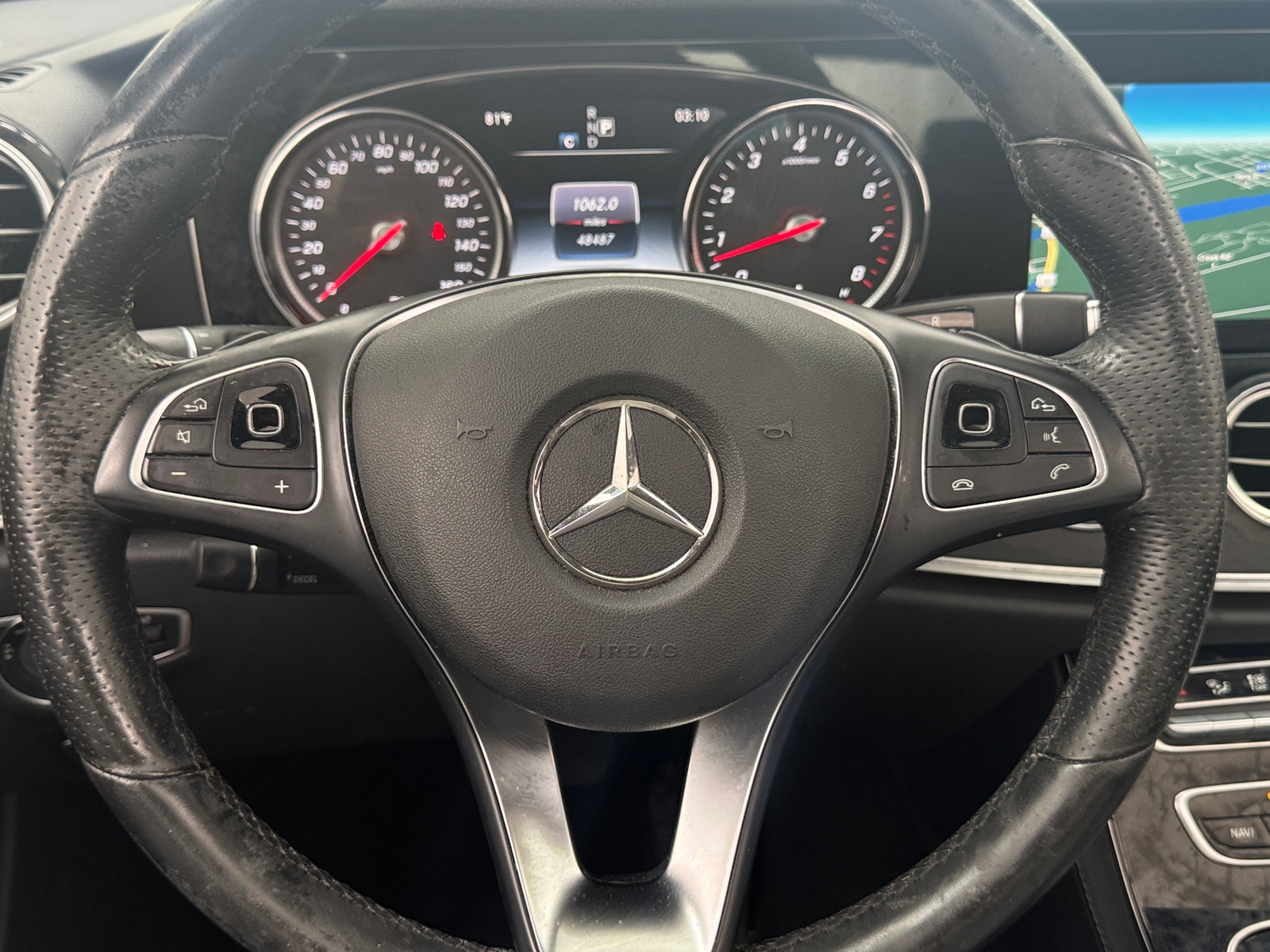 Thumbnail: 2017 Mercedes-Benz E-Class - 4