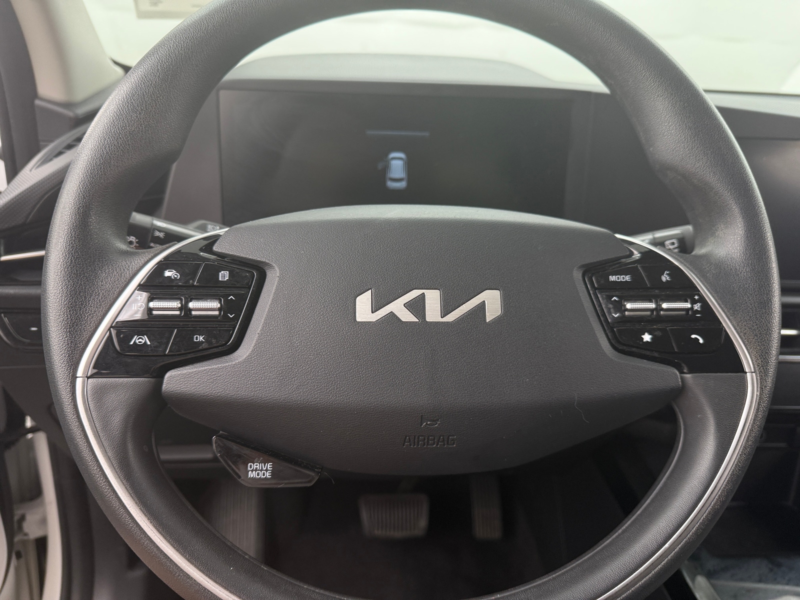 Thumbnail: 2024 Kia Niro - 5