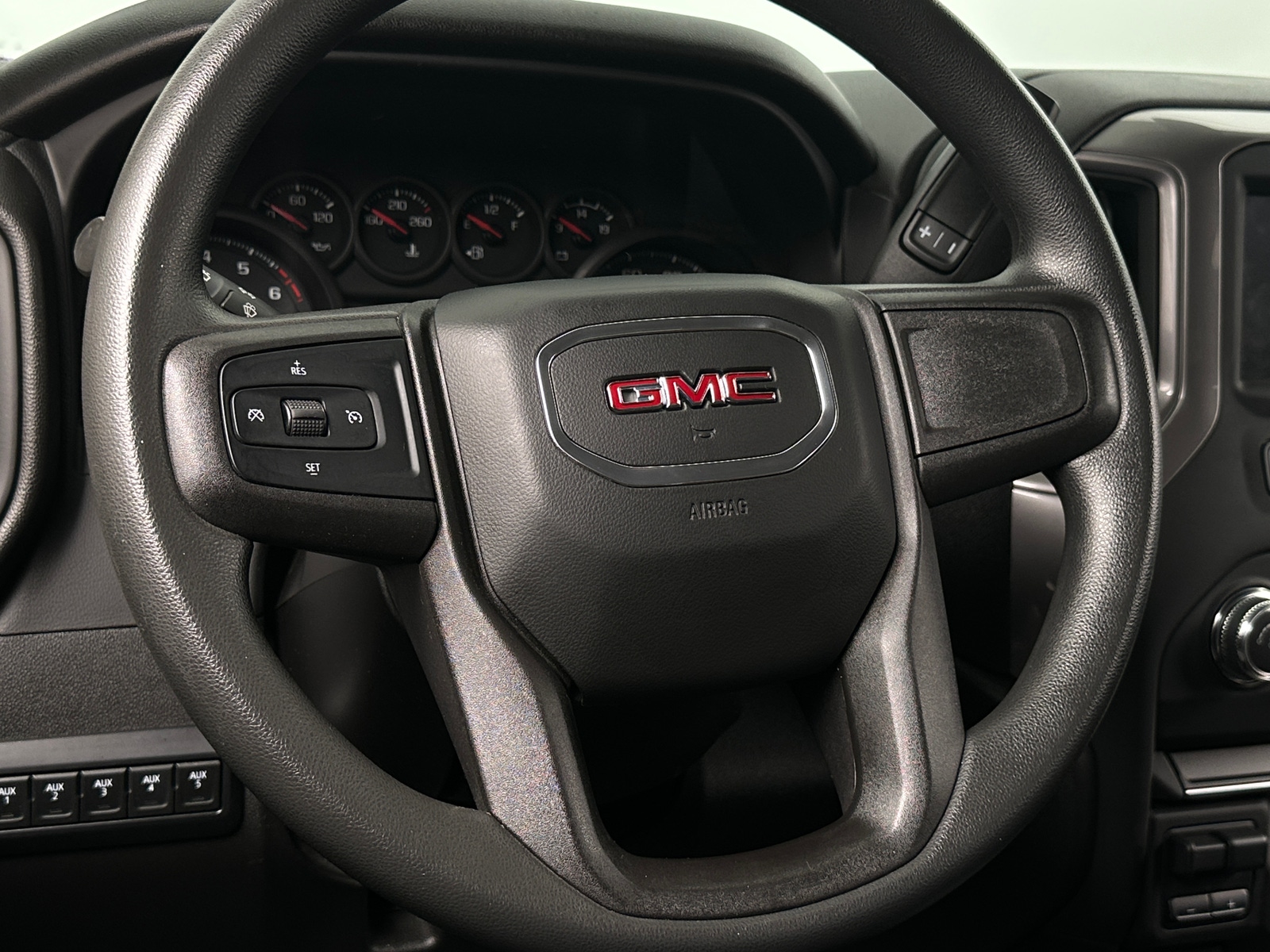 Thumbnail: 2021 GMC Sierra 2500 - 5