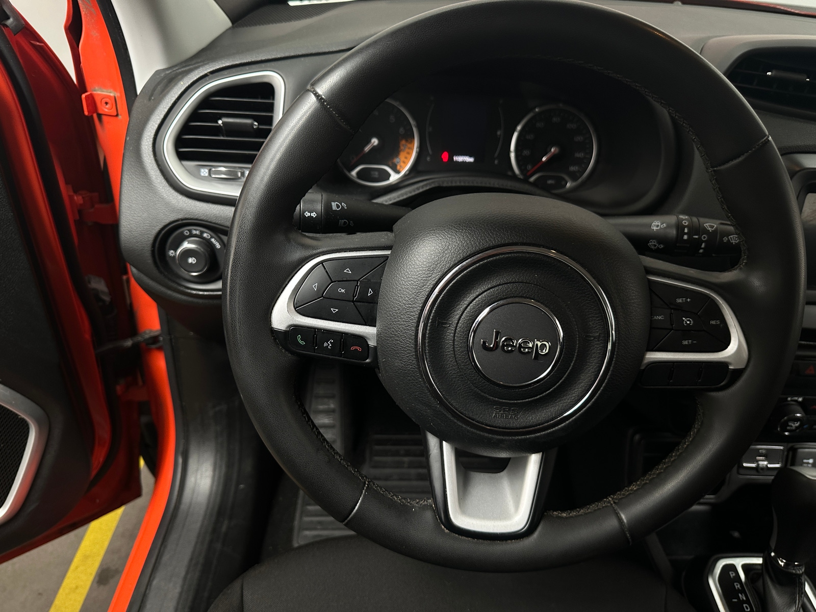 Thumbnail: 2018 Jeep Renegade - 5