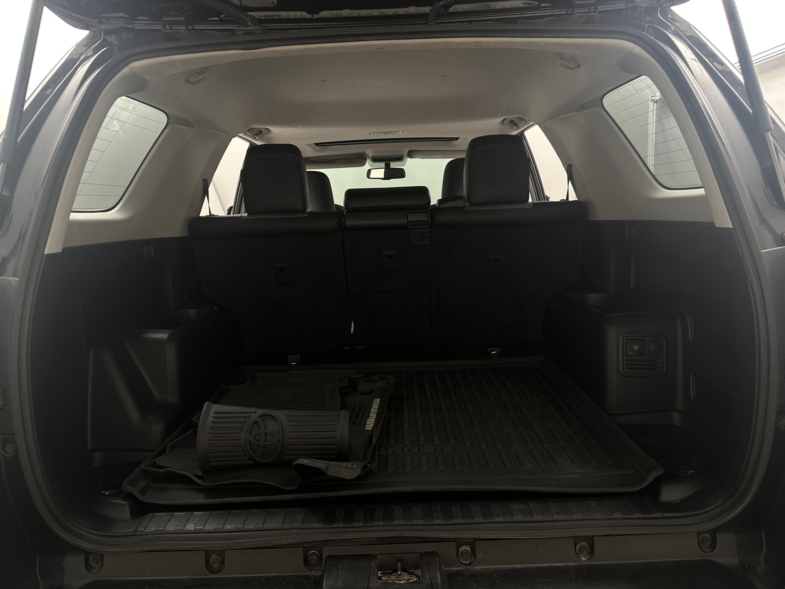 Thumbnail: 2018 Toyota 4Runner - 7