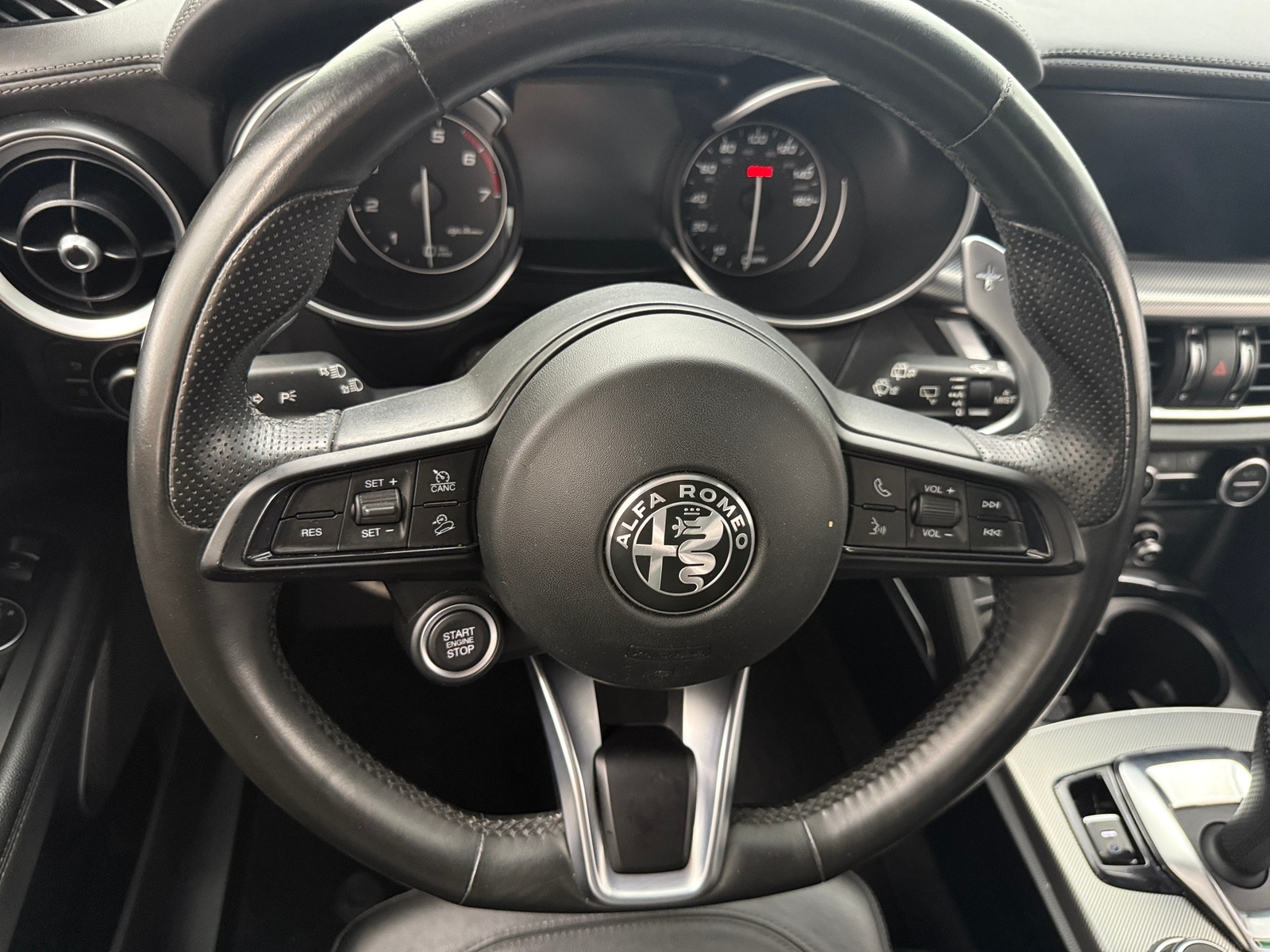 Thumbnail: 2020 Alfa Romeo Stelvio - 4