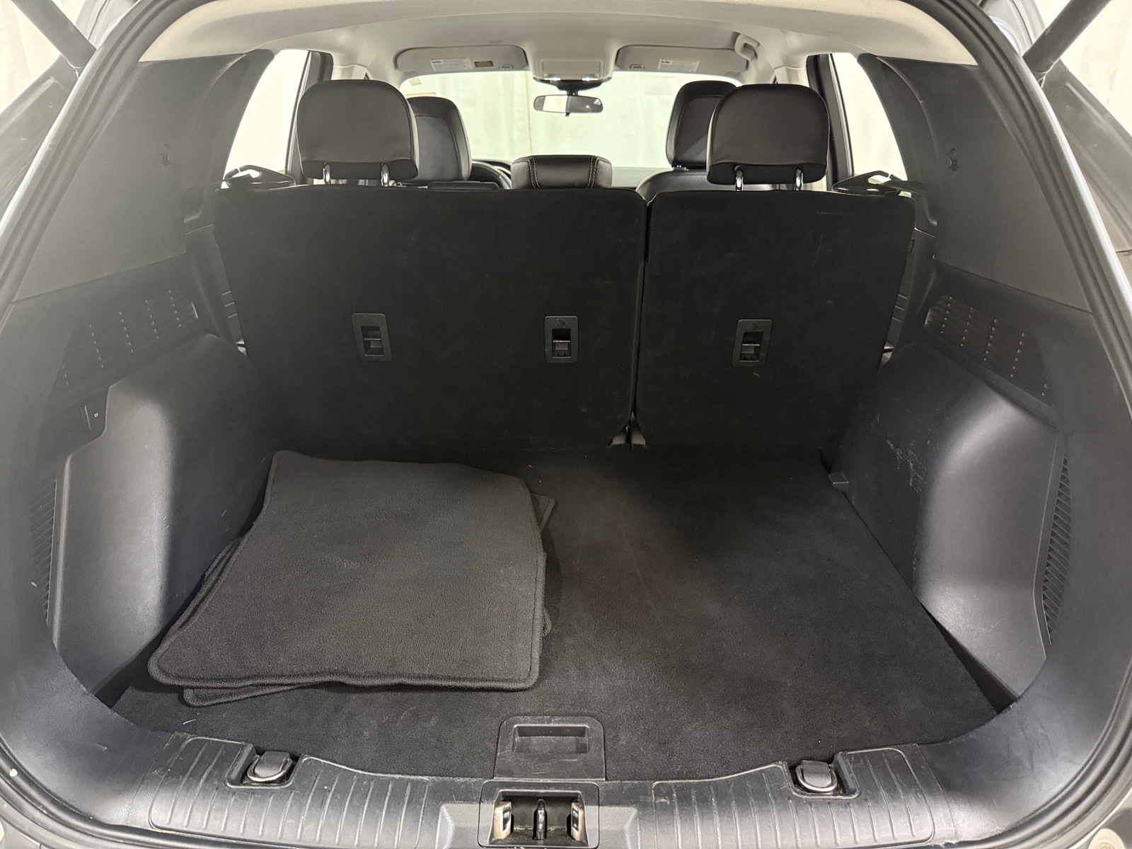 Thumbnail: 2022 Ford Escape - 6