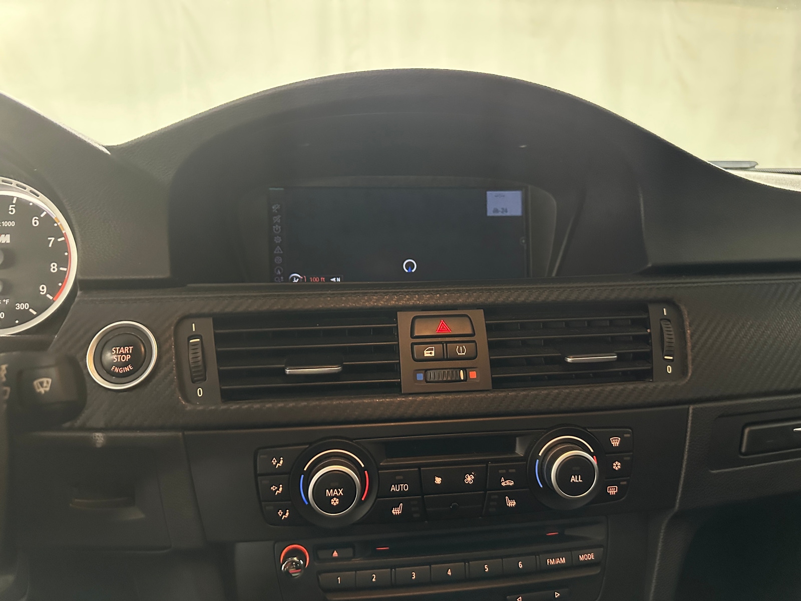 Thumbnail: 2010 BMW M3 - 3