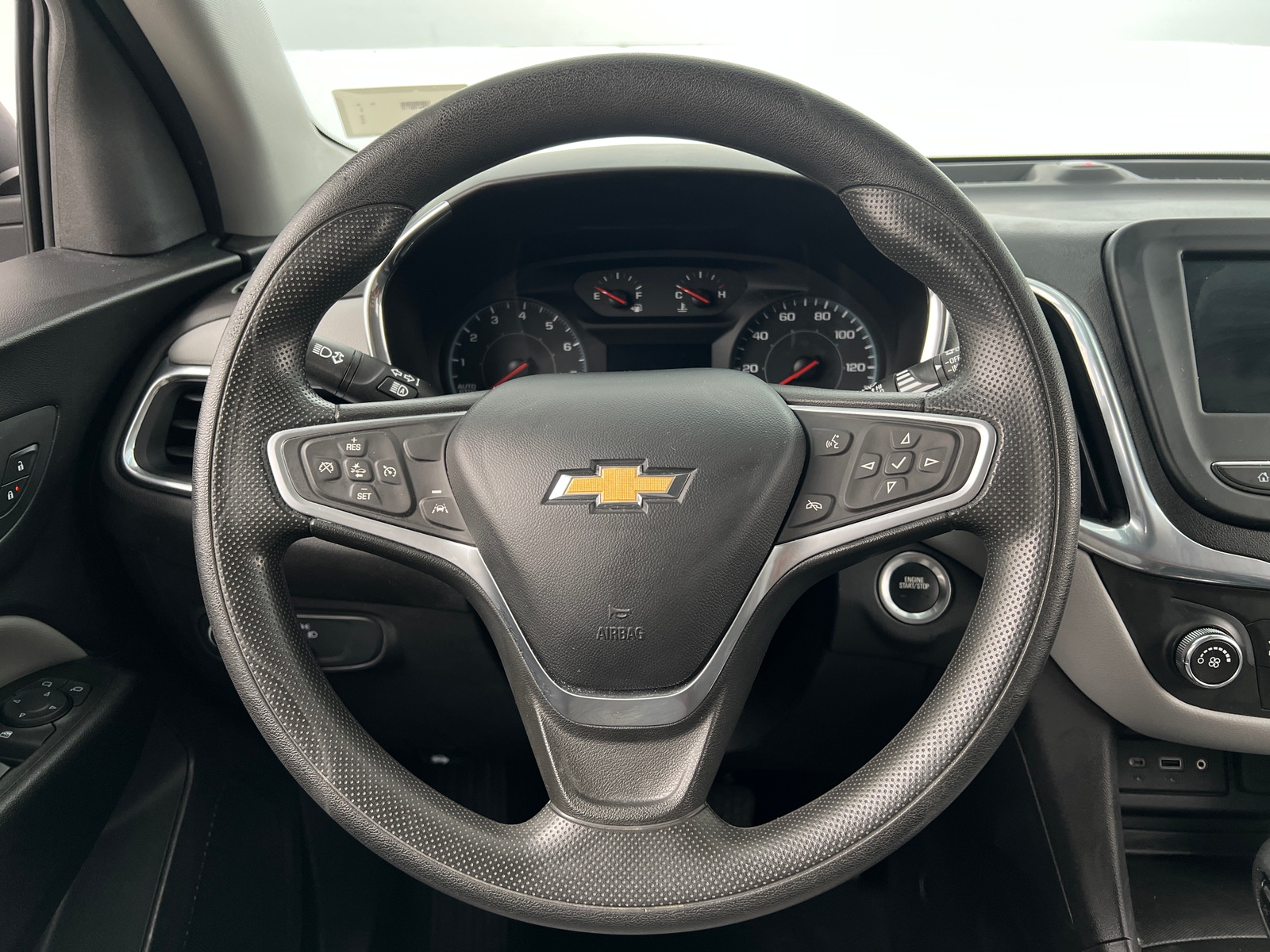 Thumbnail: 2023 Chevrolet Equinox - 5