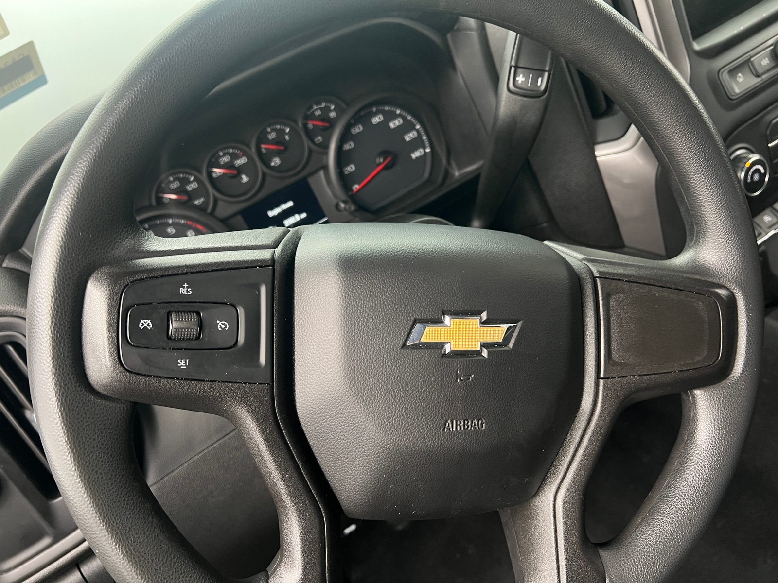 Thumbnail: 2021 Chevrolet Silverado 1500 - 5