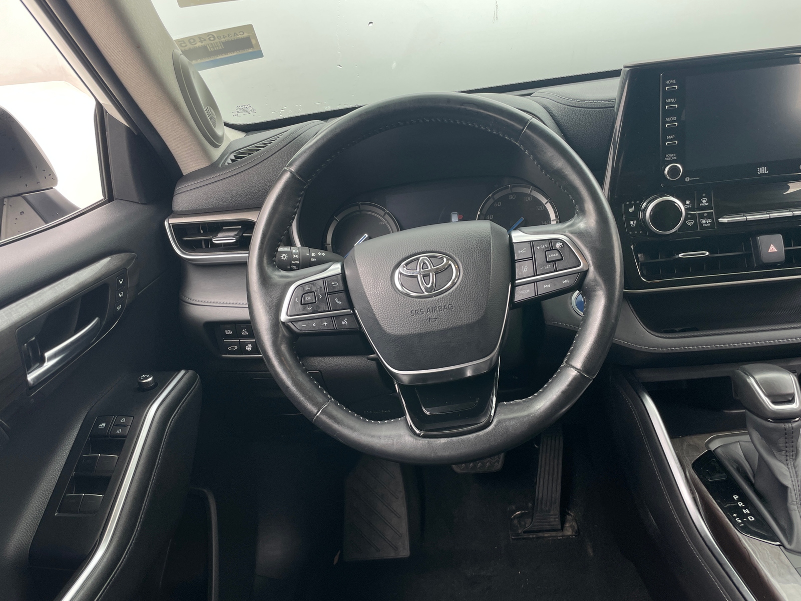 Thumbnail: 2020 Toyota Highlander - 4