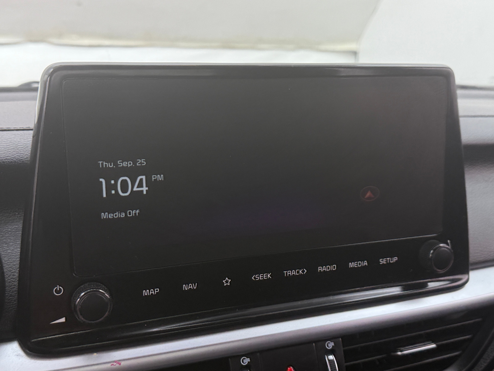 Thumbnail: 2024 Kia Forte - 4