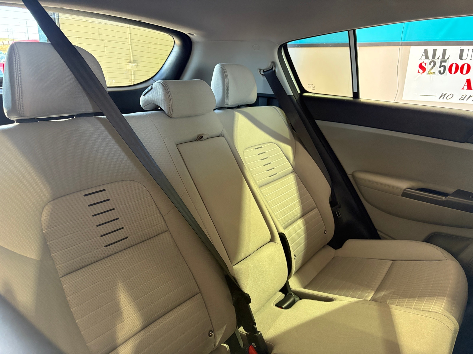 Thumbnail: 2022 Kia Sportage - 6