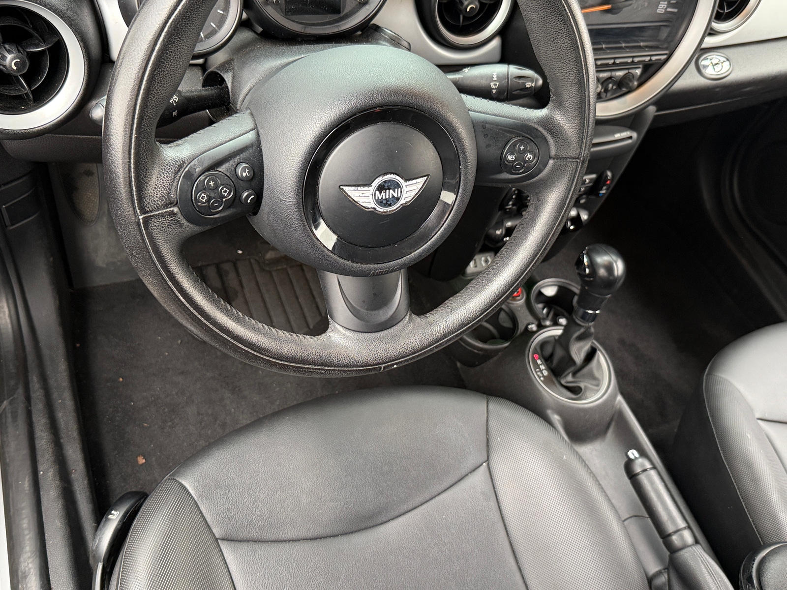 Thumbnail: 2015 MINI Cooper Convertible - 5