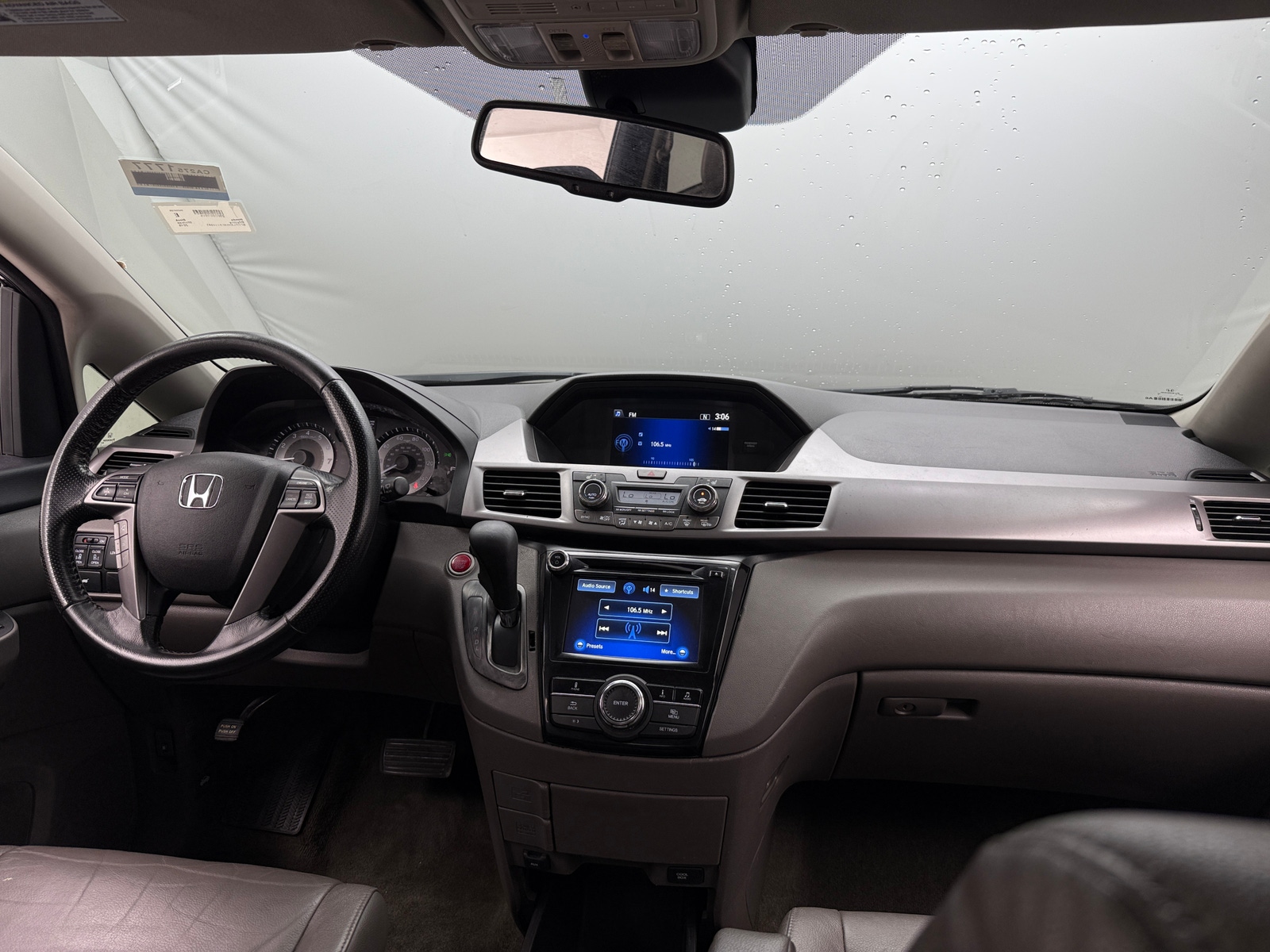 Thumbnail: 2015 Honda Odyssey - 2