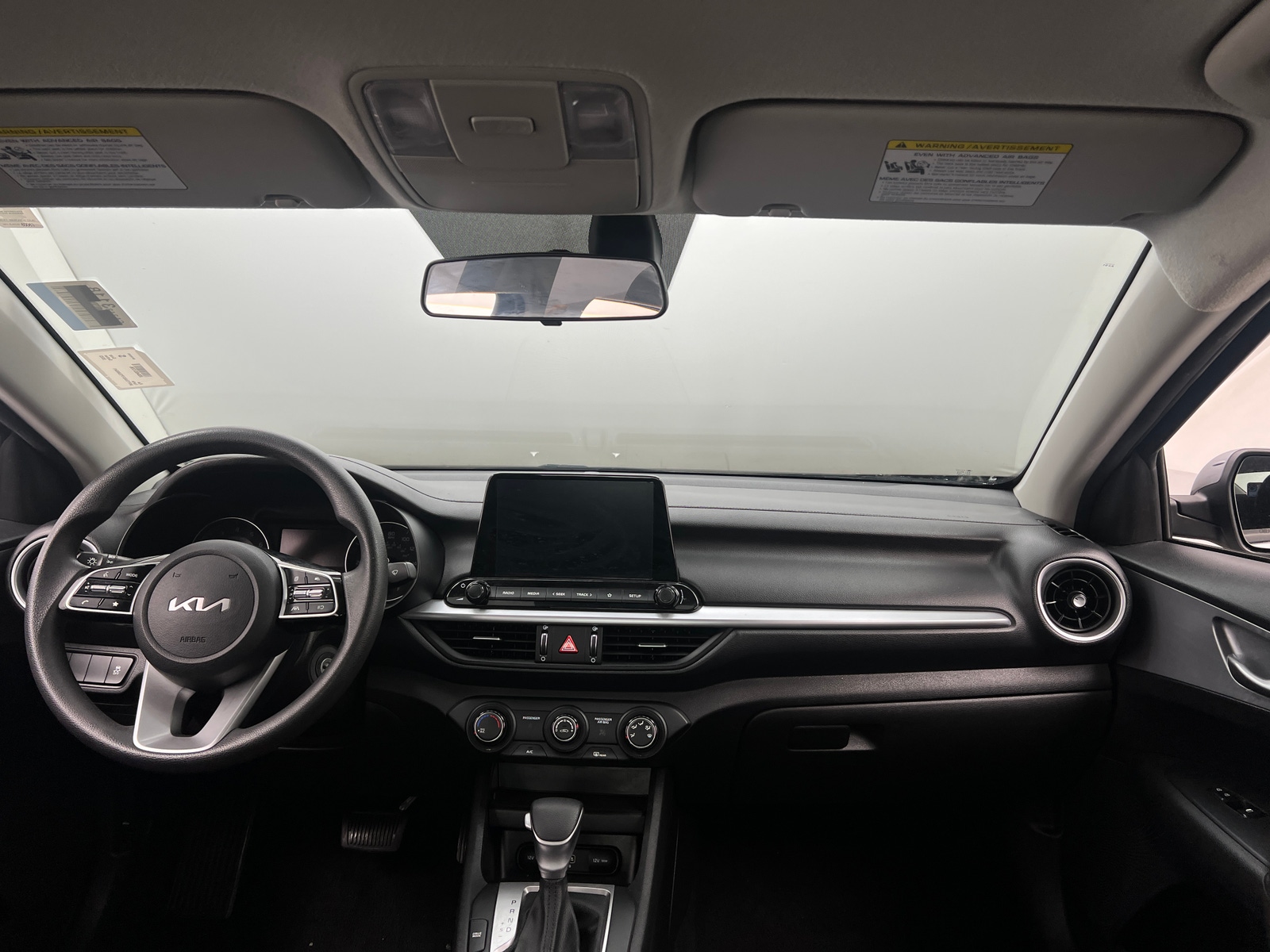 Thumbnail: 2023 Kia Forte - 3